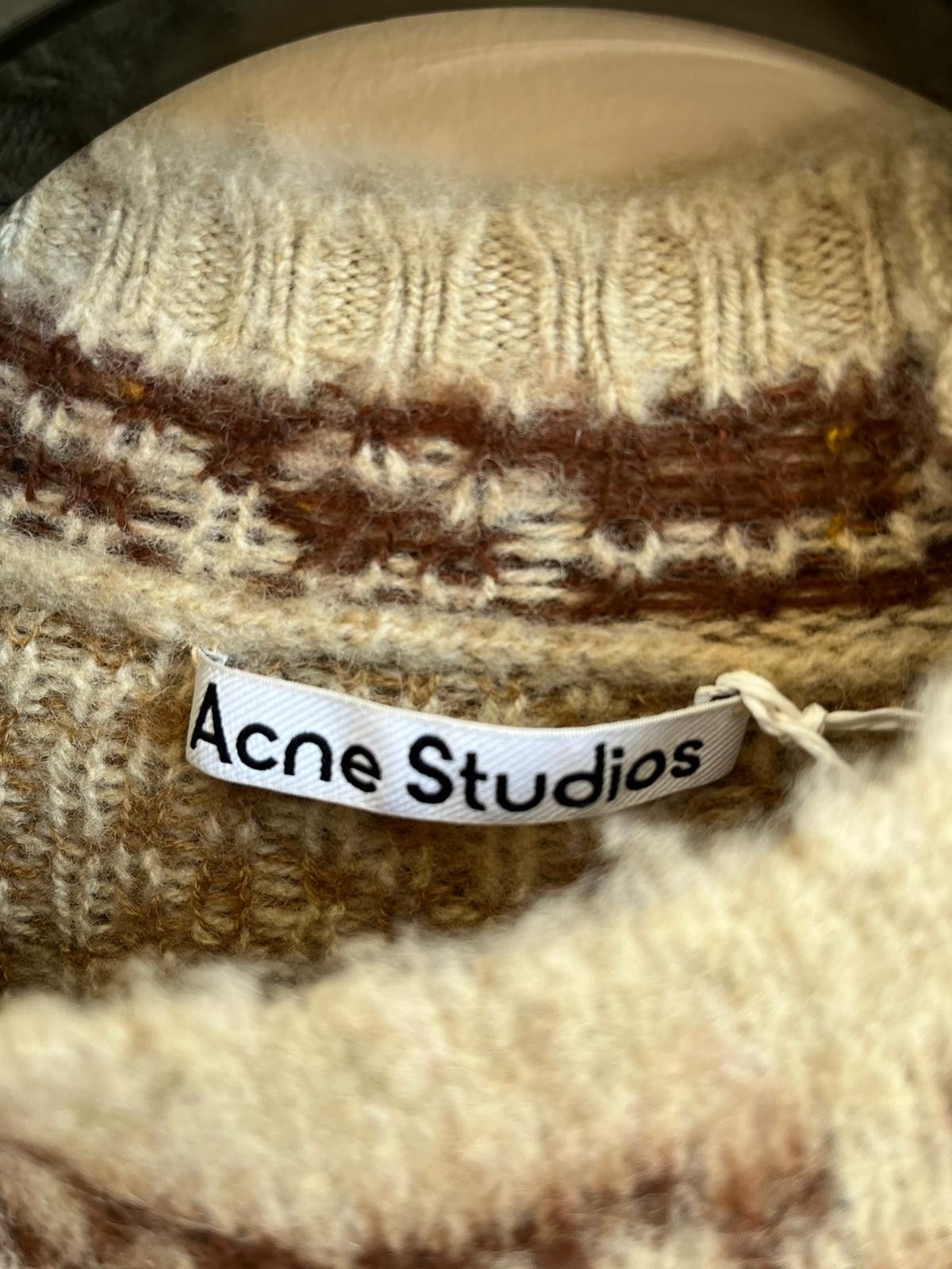 Acne Studios FN-MN-KNIT000279 in Beige Size US M / EU 48-50 / 2 - 10 Thumbnail