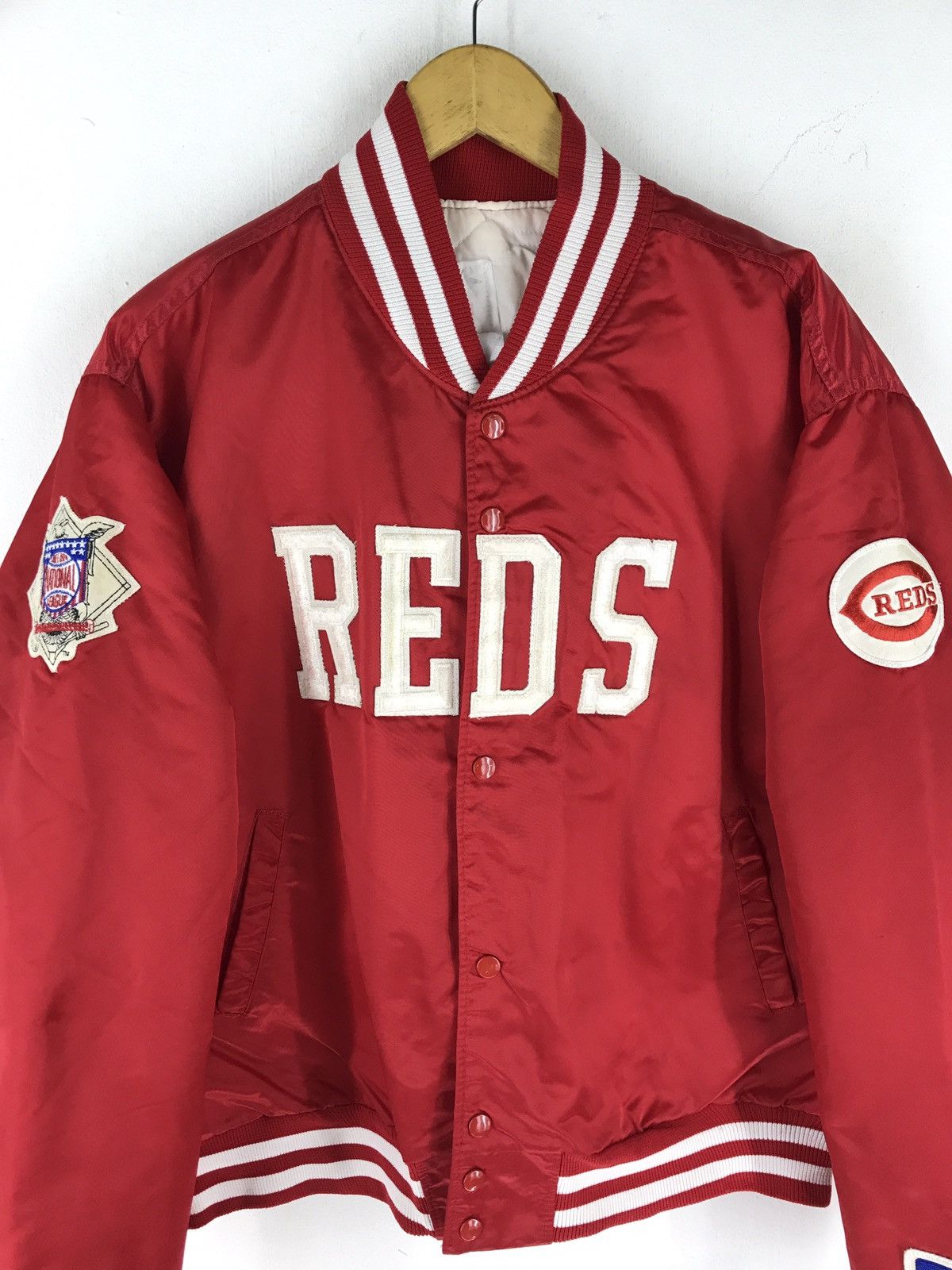 MLB 🔥 RARE VINTAGE REDS MLB NATIONAL LEAGUE SATIN BOMBER JACKET Size US XL / EU 56 / 4 - 5 Thumbnail