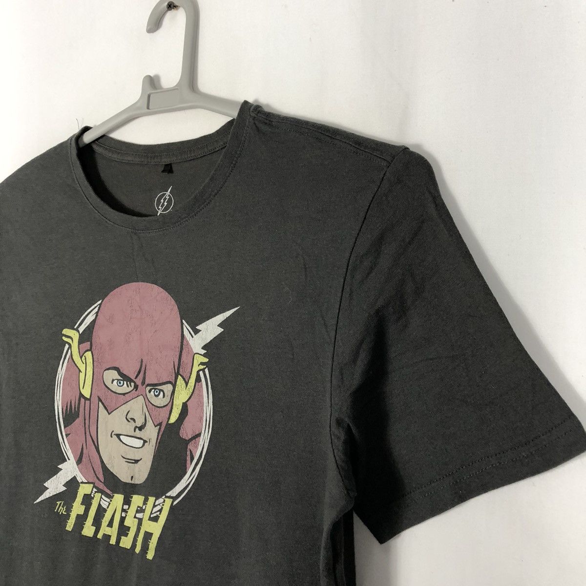 DC Comics × Marvel Comics 🔥Childhood🔥DC Comic Character The Flash Big Print Promo Tee Size US M / EU 48-50 / 2 - 5 Thumbnail