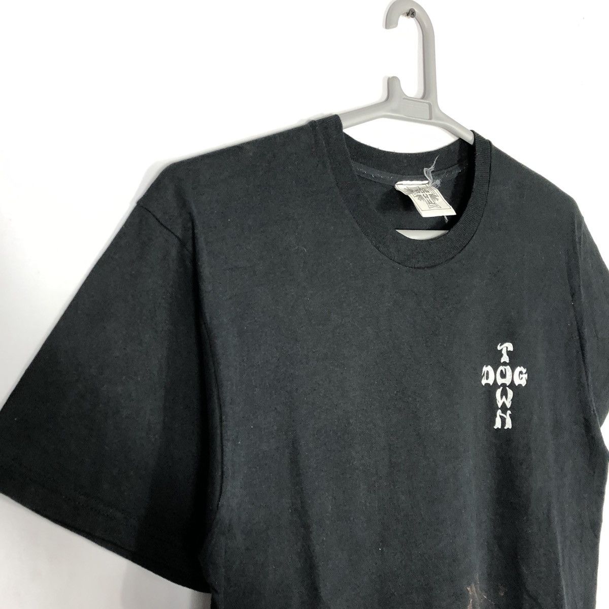 Dogtown × Japanese Brand 🔥OG🔥Sick🔥Vintage Japanese Dogtown Cross Big Logo Tee Size US L / EU 52-54 / 3 - 8 Thumbnail