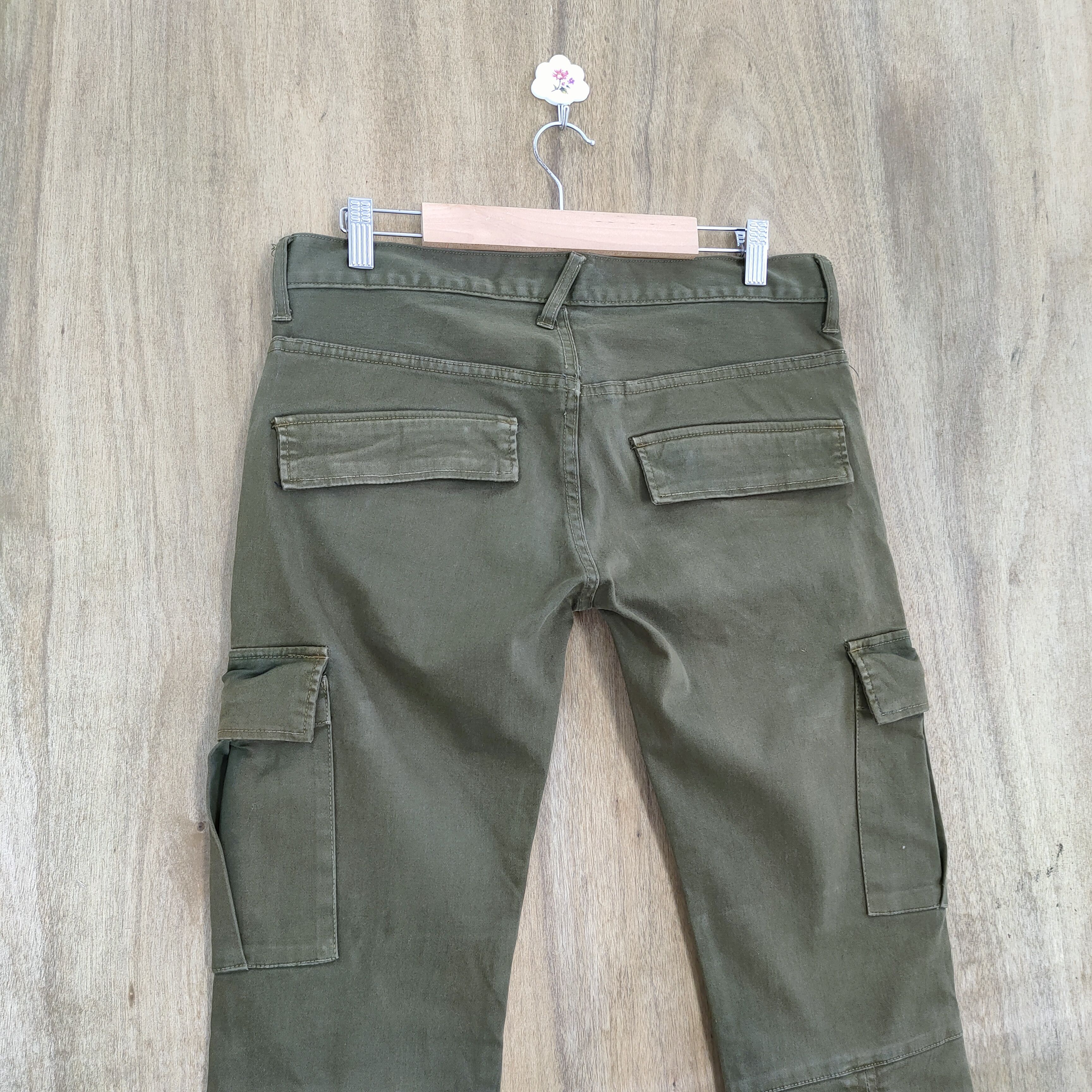 NO ID NO ID JAPANESE FLARE ZIPPER LEG CARGO PANTS Size US 30 / EU 46 - 7 Thumbnail