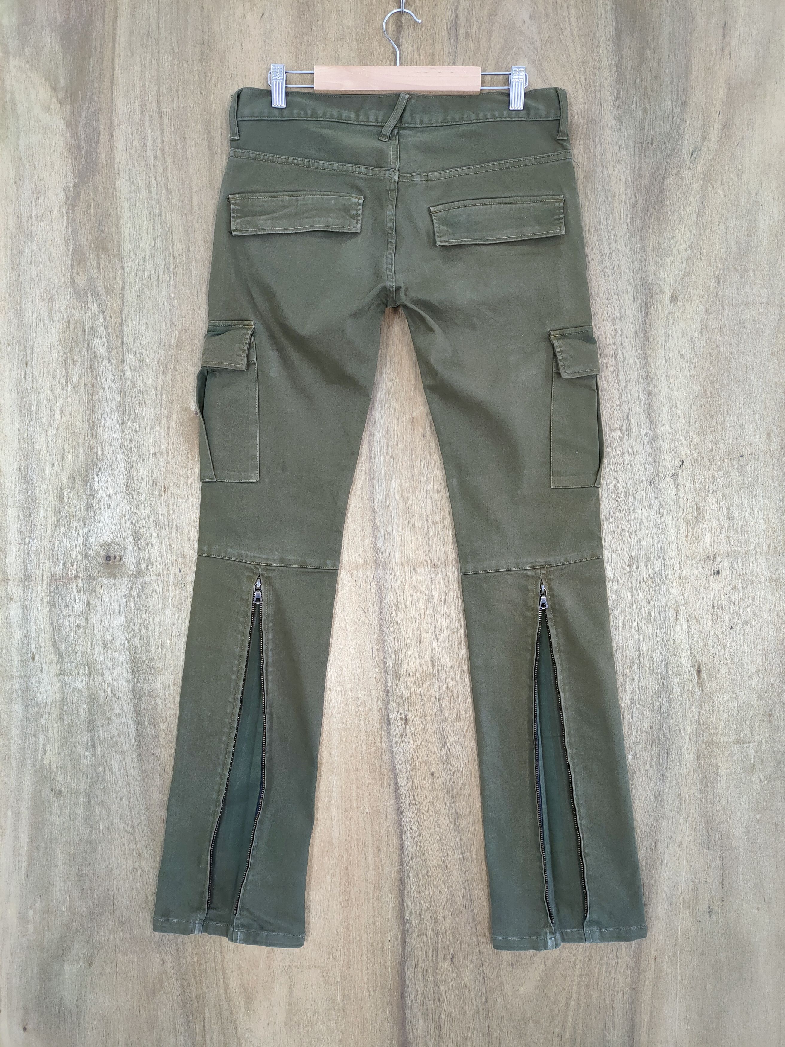 NO ID NO ID JAPANESE FLARE ZIPPER LEG CARGO PANTS Size US 30 / EU 46 - 1 Thumbnail