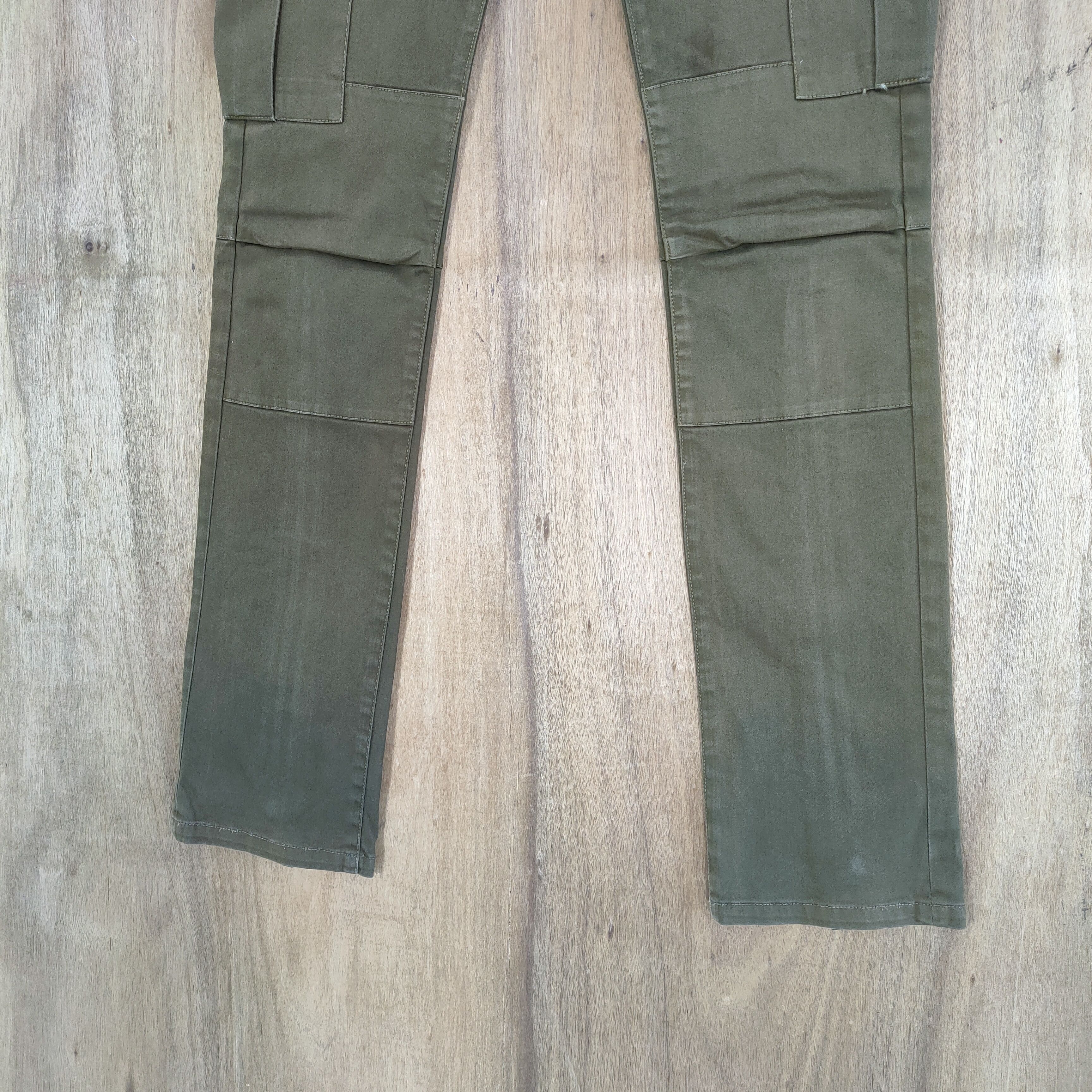 NO ID NO ID JAPANESE FLARE ZIPPER LEG CARGO PANTS Size US 30 / EU 46 - 4 Thumbnail