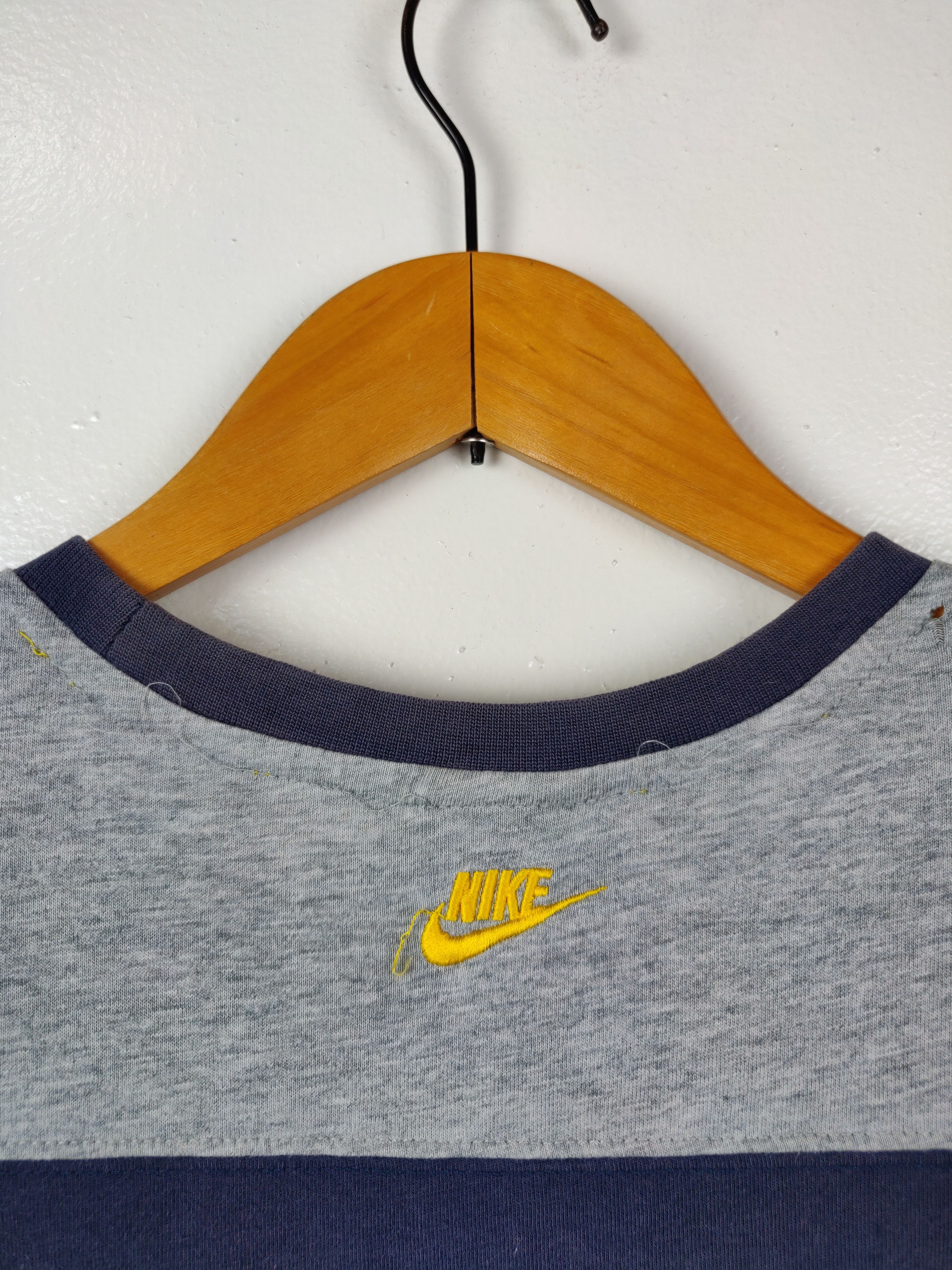 Nike Nike Big Logo Swoosh Spell out Tshirts Size US L / EU 52-54 / 3 - 6 Thumbnail