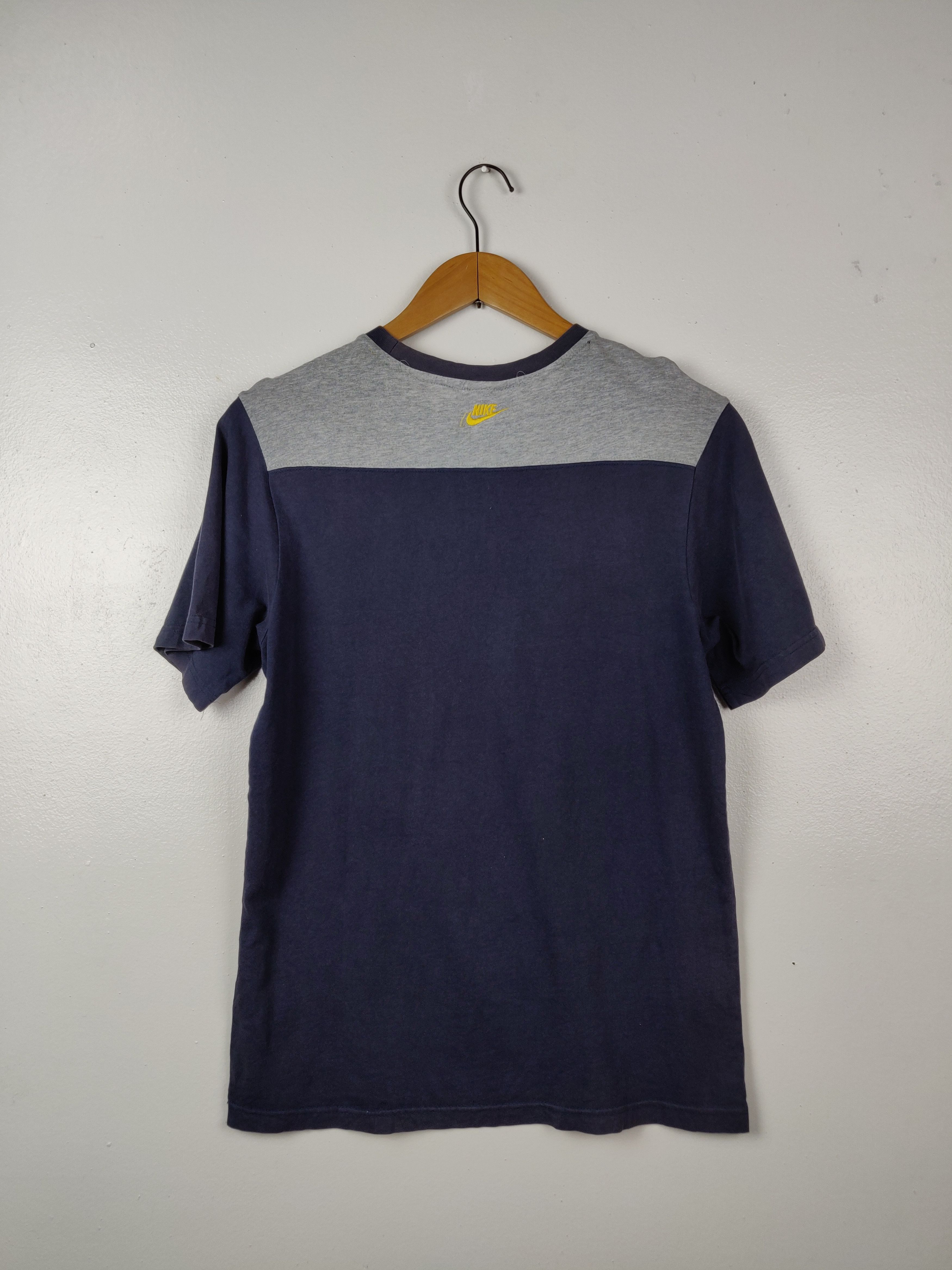 Nike Nike Big Logo Swoosh Spell out Tshirts Size US L / EU 52-54 / 3 - 5 Thumbnail