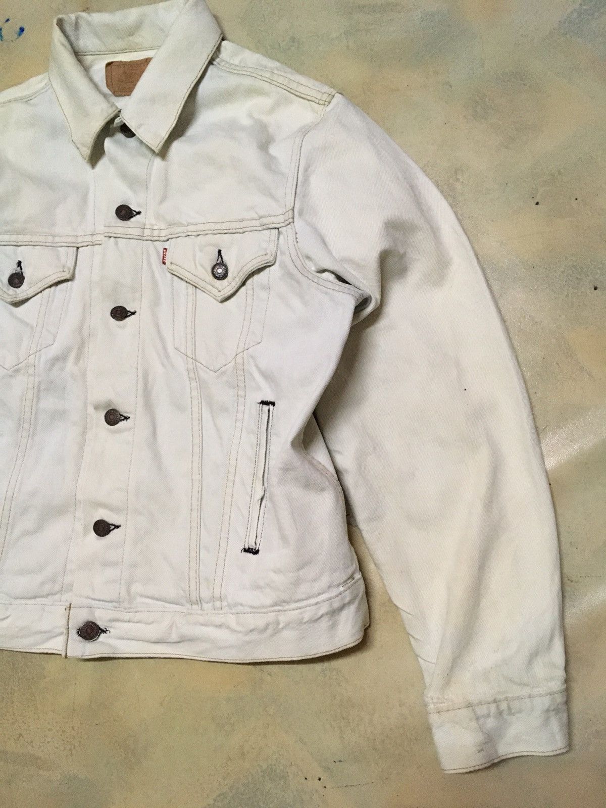 Levi's Vintage Levis Distressed Denim Jacket Size US M / EU 48-50 / 2 - 4 Thumbnail