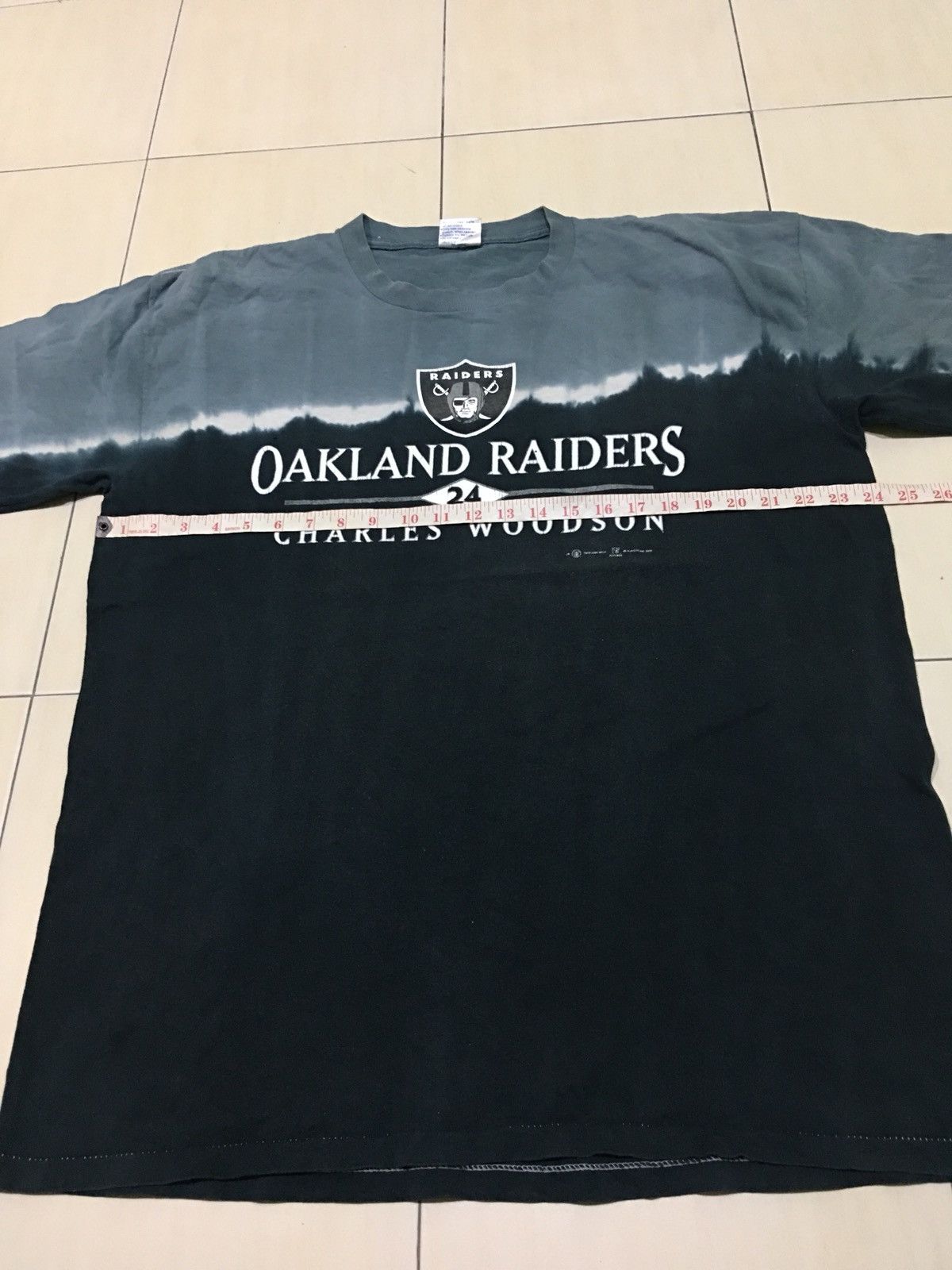 NFL Vintage 00 Oakland Raiders Tie Dye America Football AFC Tee Size US XL / EU 56 / 4 - 6 Thumbnail
