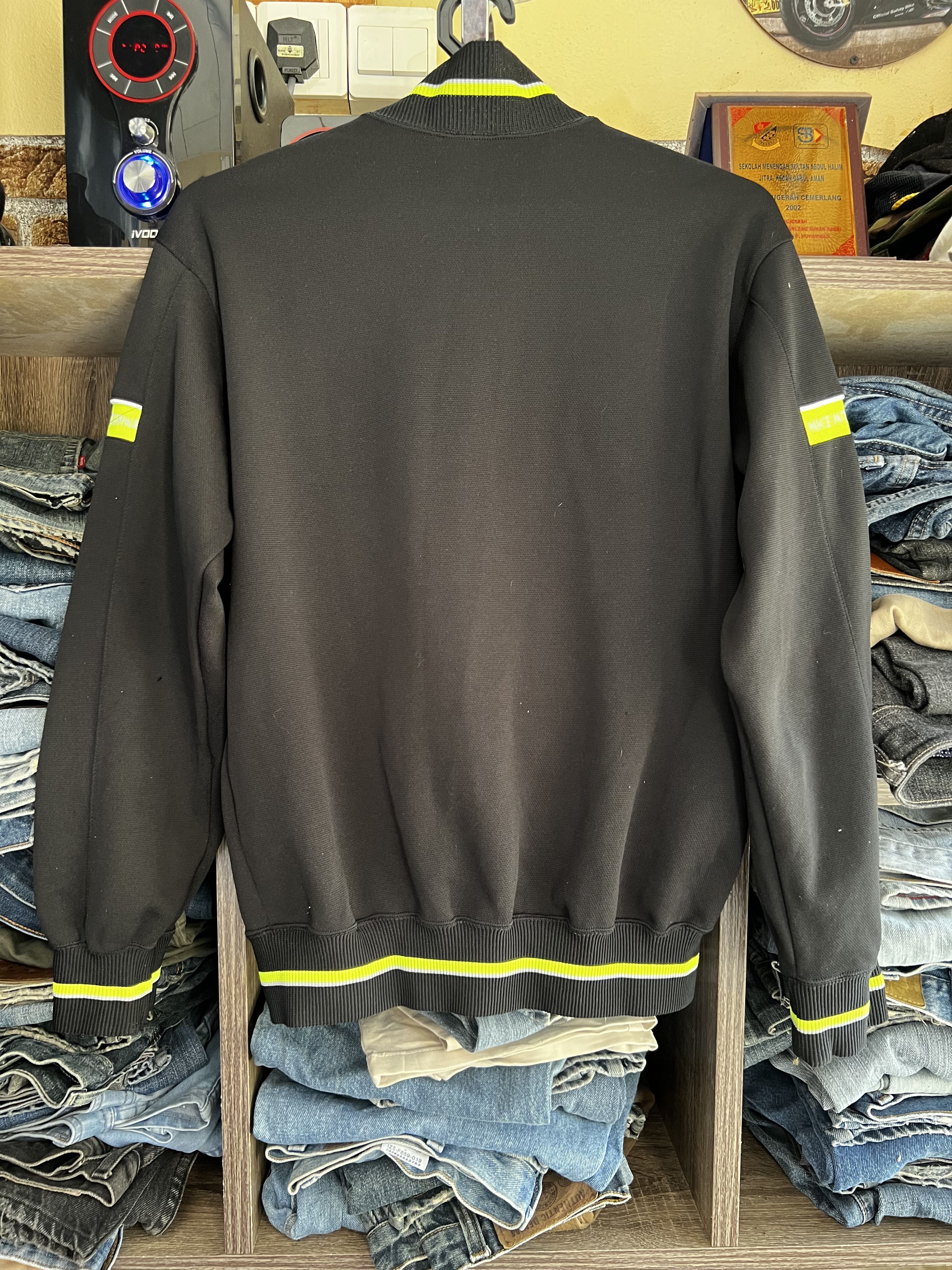 Nike 🔥Vintage Nike International Sweaters Size US S / EU 44-46 / 1 - 2 Thumbnail