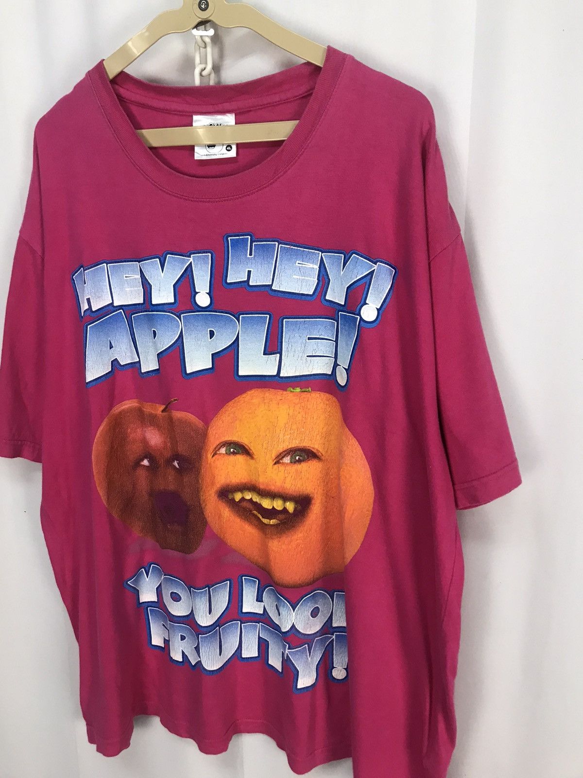 Japanese Brand “Hey’hey apple’ you look fruity” printed tshirt Size US XL / EU 56 / 4 - 6 Thumbnail