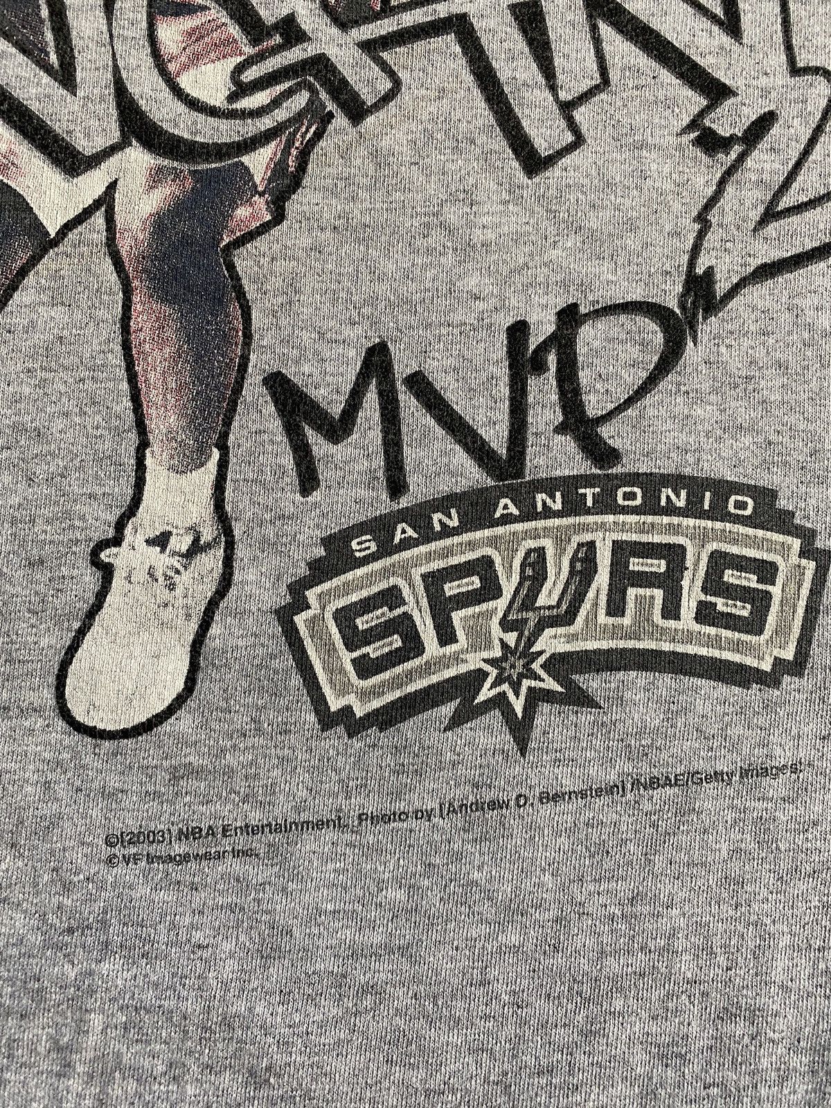 Lee Vintage ‘03 Tim Duncan MVP San Antonio Spurs Playoffs Tee Size US XXL / EU 58 / 5 - 6 Thumbnail