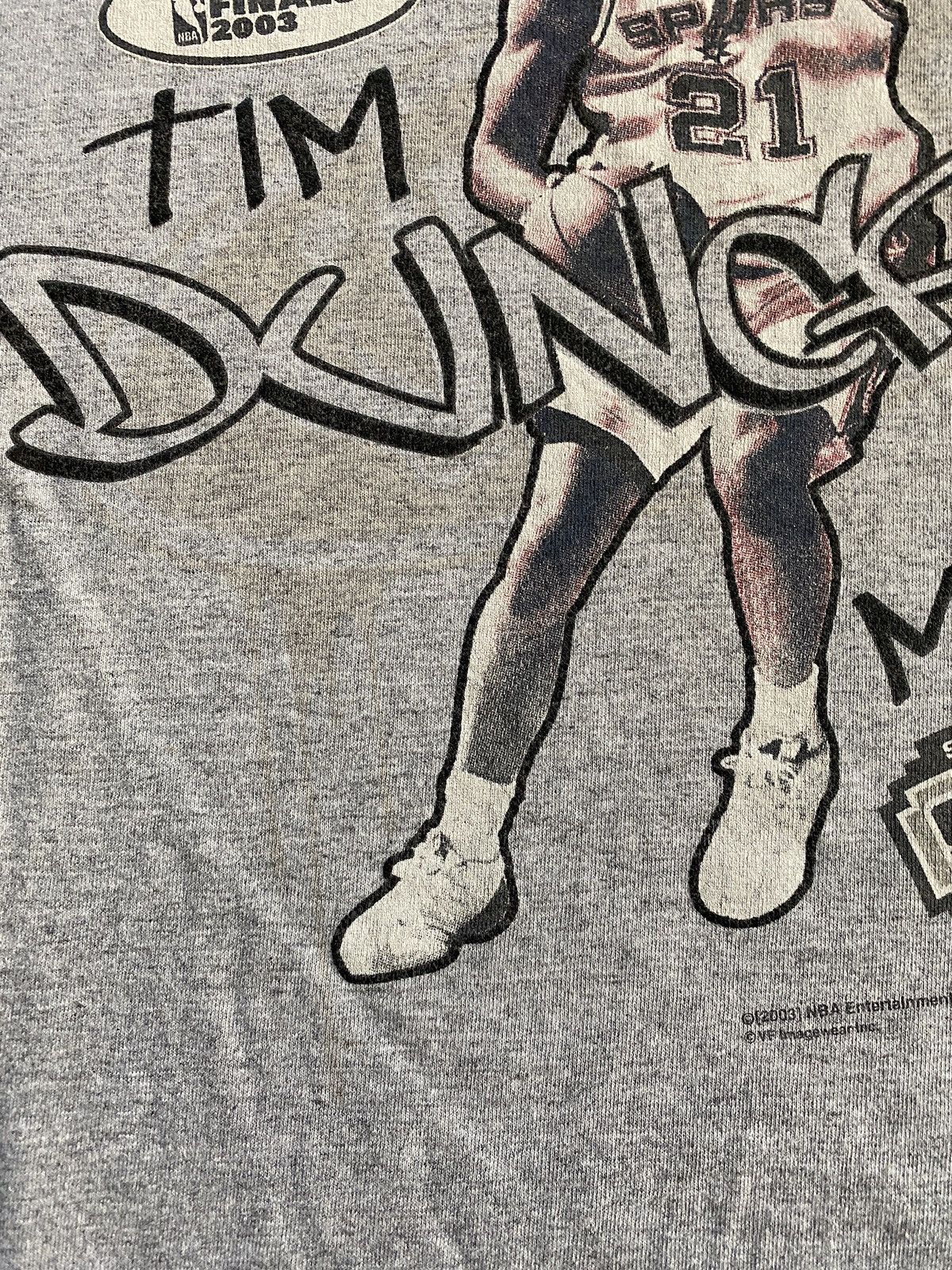 Lee Vintage ‘03 Tim Duncan MVP San Antonio Spurs Playoffs Tee Size US XXL / EU 58 / 5 - 9 Thumbnail