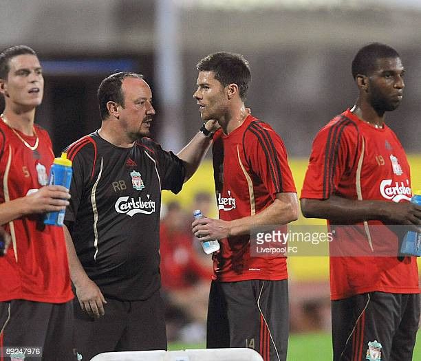 Adidas Liverpool FC Training/Leisure Jersey Shirt 2009-2010 Size US XL / EU 56 / 4 - 6 Thumbnail