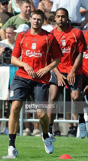 Adidas Liverpool FC Training/Leisure Jersey Shirt 2009-2010 Size US XL / EU 56 / 4 - 7 Thumbnail