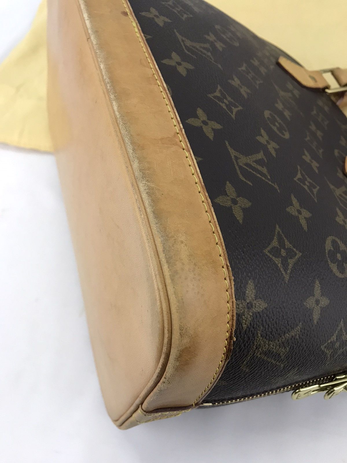 Louis Vuitton 🔥Hot item🔥Authentic Louis Vuitton Alma Monogram Size ONE SIZE - 15 Thumbnail