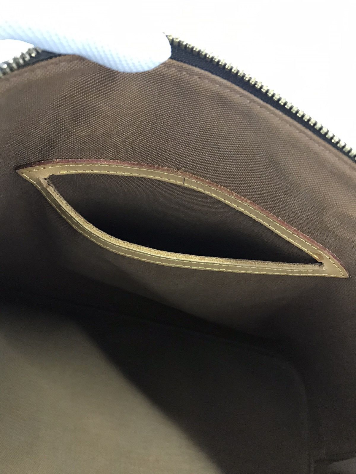 Louis Vuitton 🔥Hot item🔥Authentic Louis Vuitton Alma Monogram Size ONE SIZE - 19 Thumbnail