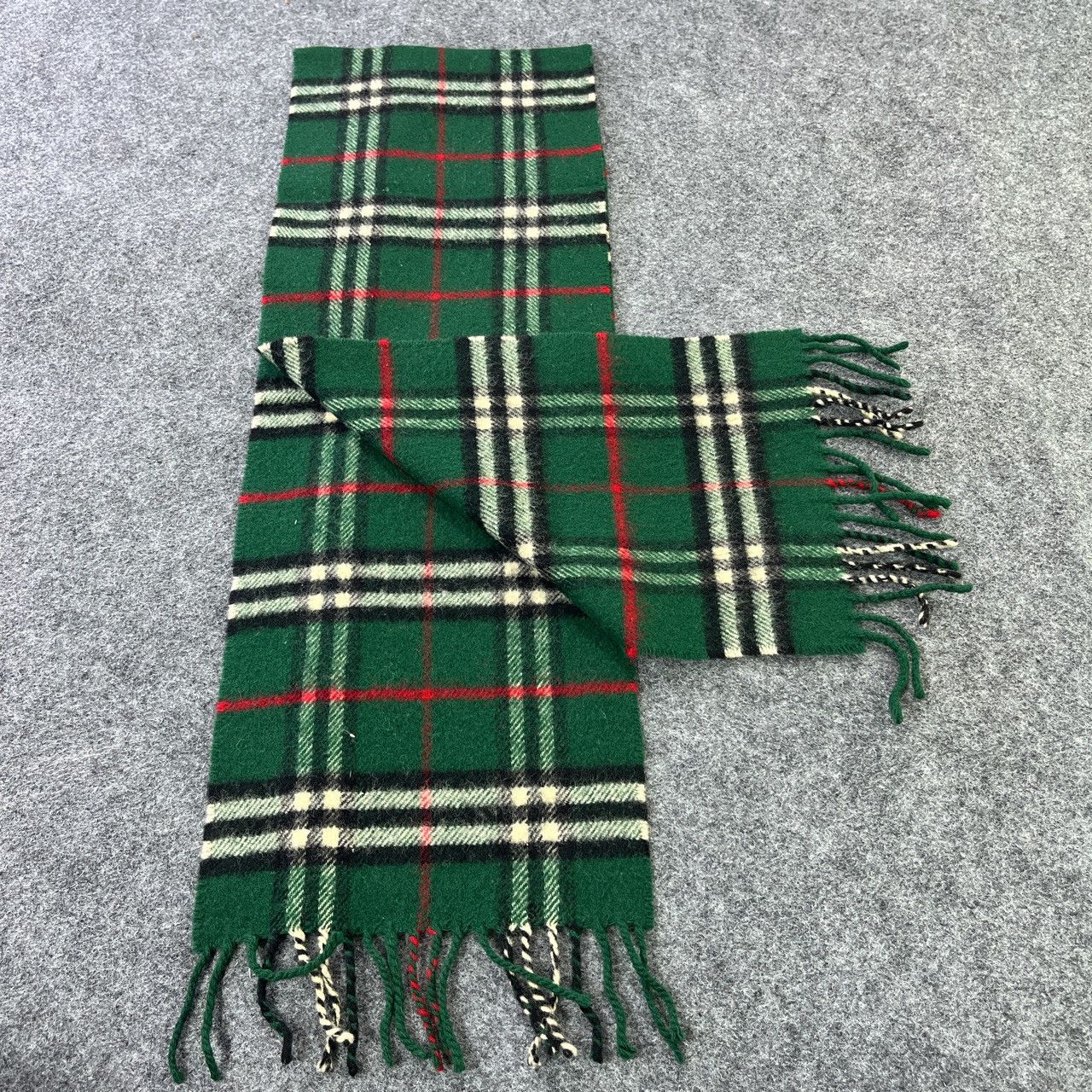 Burberry Burberry's Scarves / Muffler / Neckwear - T650 Size ONE SIZE - 4 Thumbnail