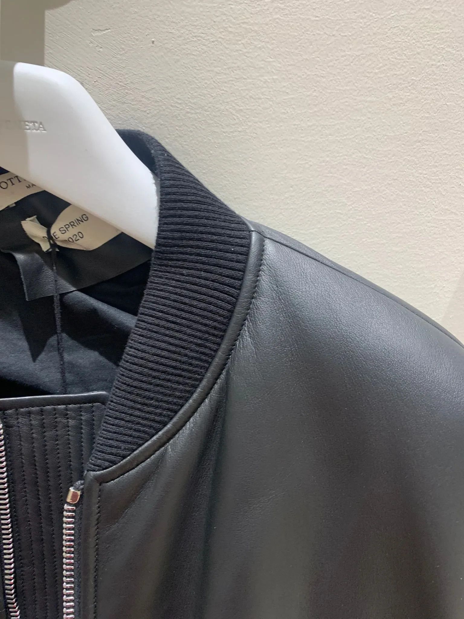 Bottega Veneta Matt Foulard Nappa in Black Size US L / EU 52-54 / 3 - 4 Thumbnail