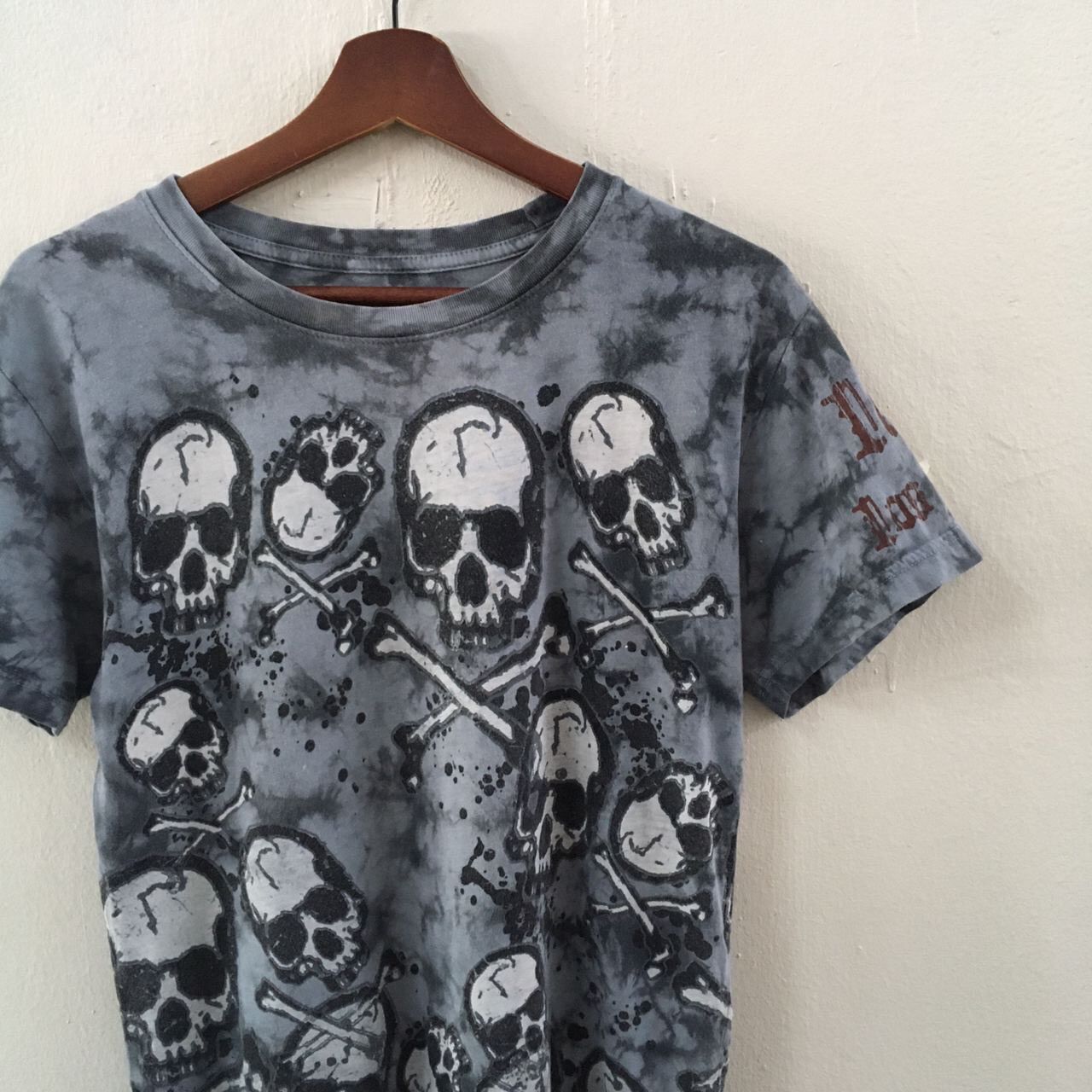 Japanese Brand Japanese Brand Skulls Full Print t shirt Size US S / EU 44-46 / 1 - 2 Thumbnail