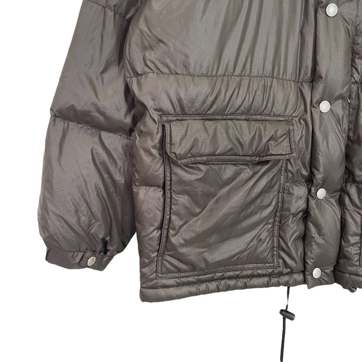 Vintage Vintage Lucky Strike Puffer Jacket Size L Size US XL / EU 56 / 4 - 6 Thumbnail