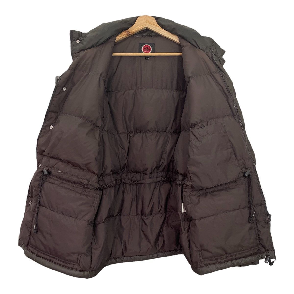 Vintage Vintage Lucky Strike Puffer Jacket Size L Size US XL / EU 56 / 4 - 10 Thumbnail