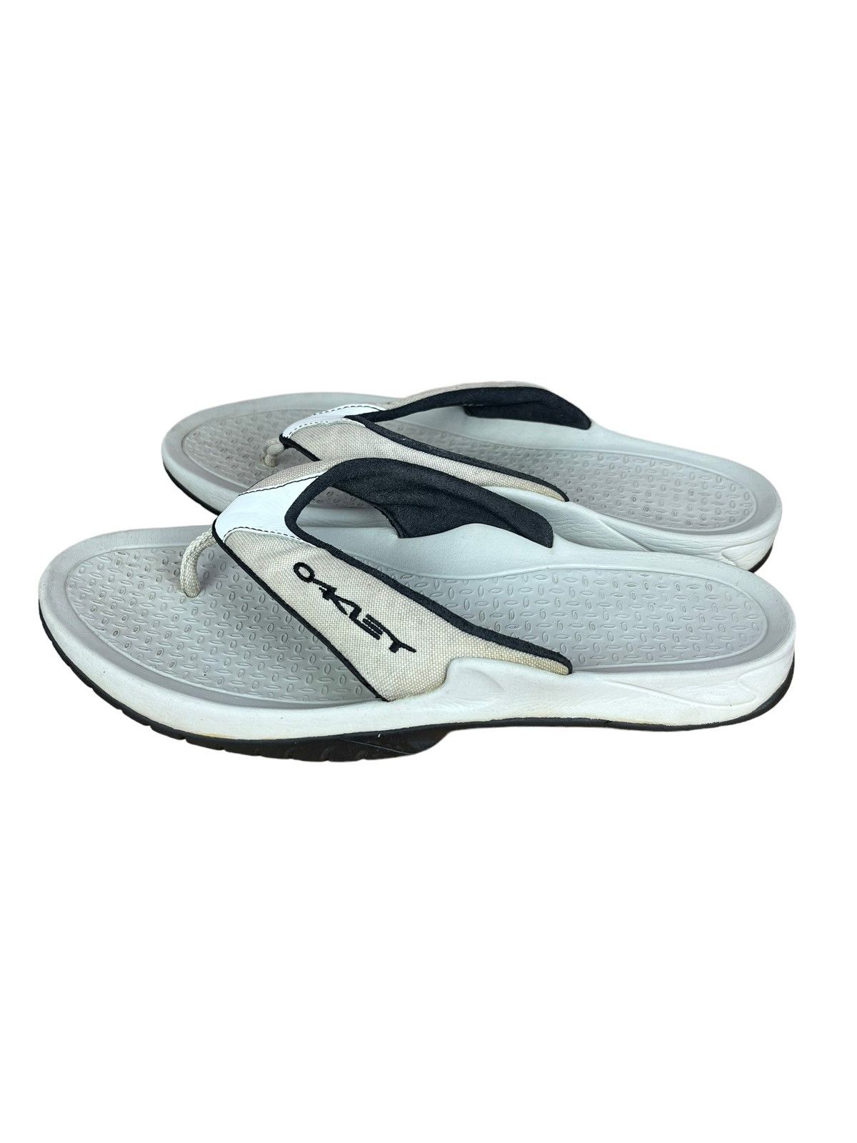 squishy flip flops 90s