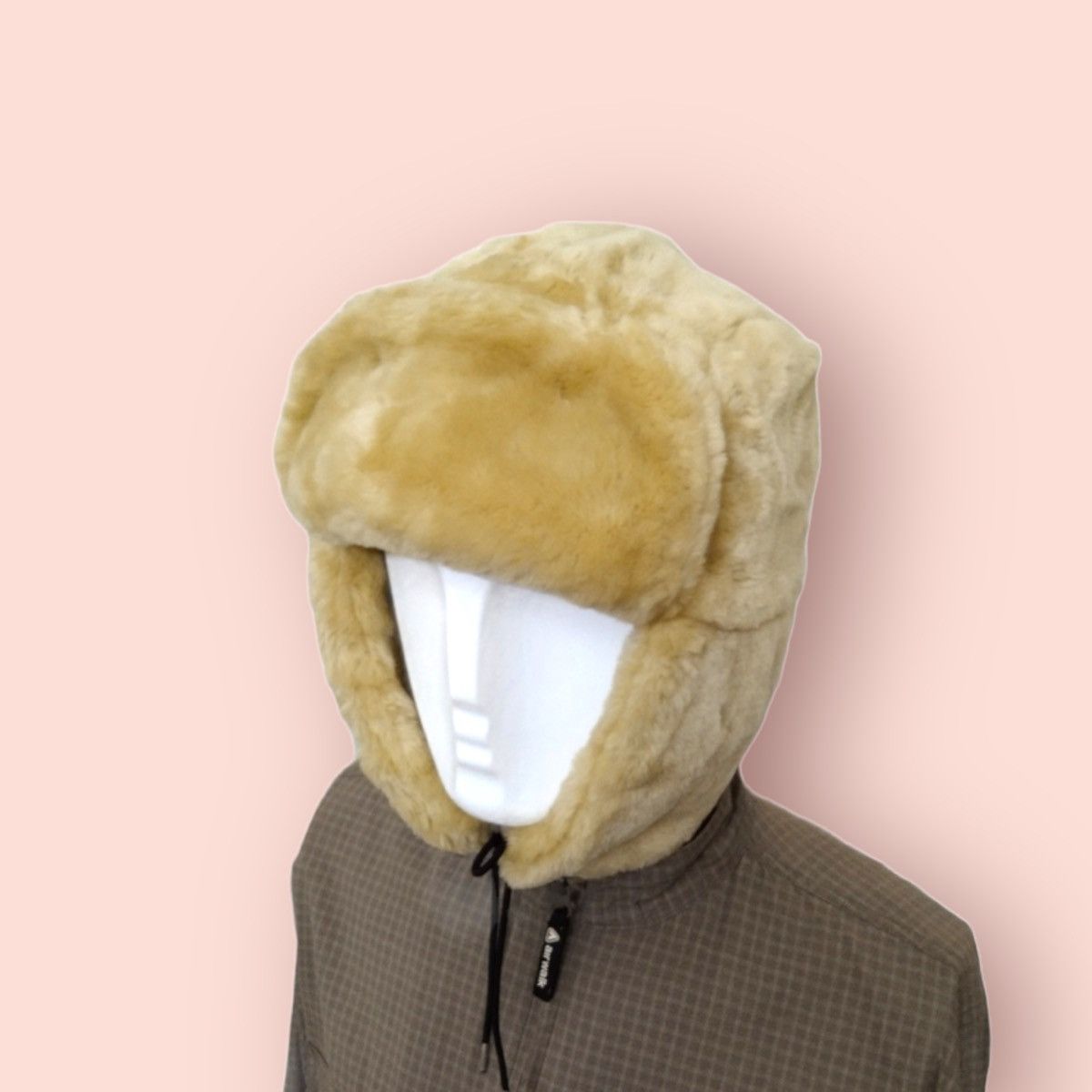 Gap GAP FLUFFY PLUSH WIND STOPPER/TRAPPER ALT BEANIE HAT Size ONE SIZE - 2 Thumbnail