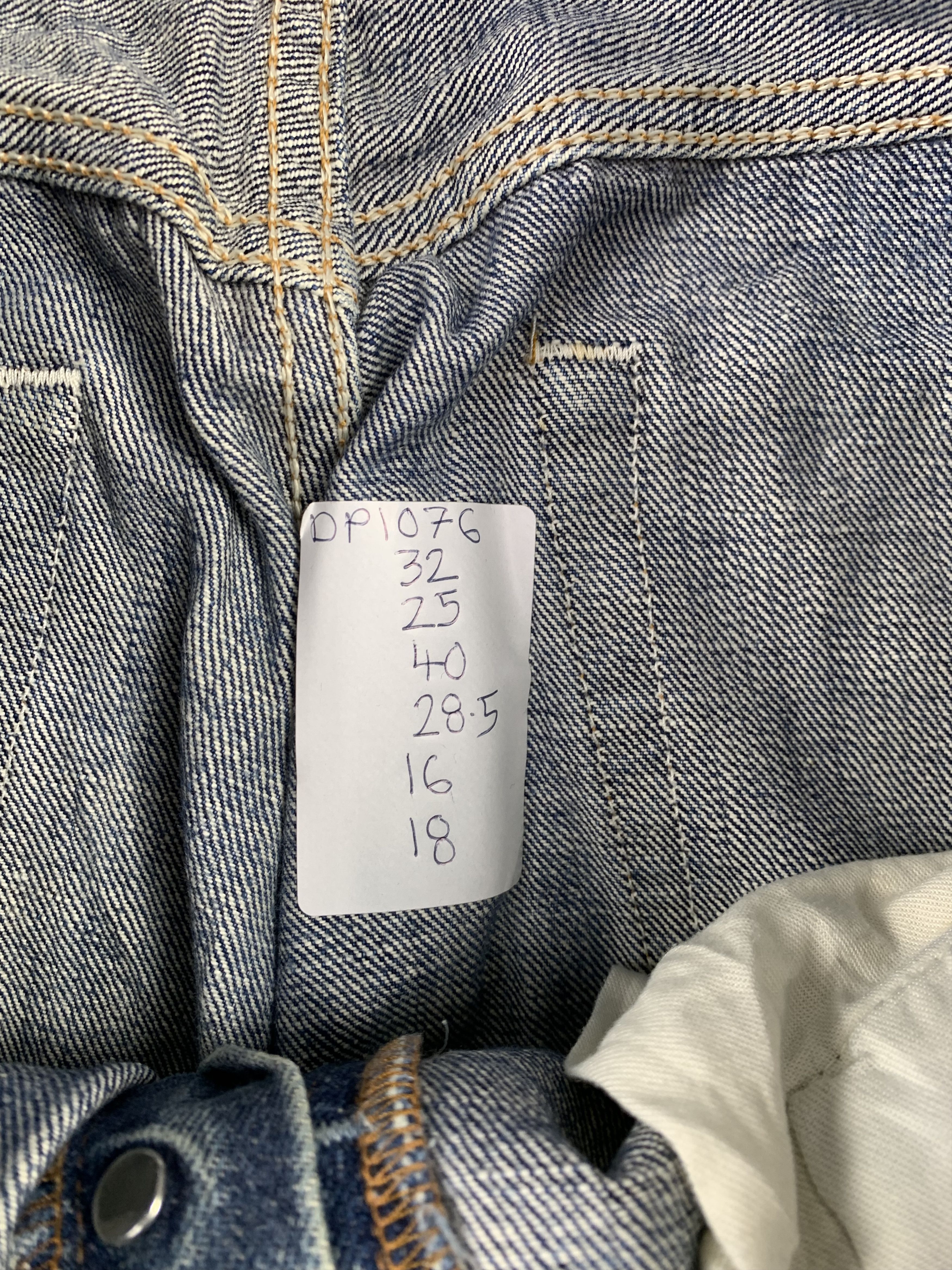 Levi's × Vintage Vintage 90s Levis 501 Faded Blue Jeans Size US 32 / EU 48 - 23 Thumbnail