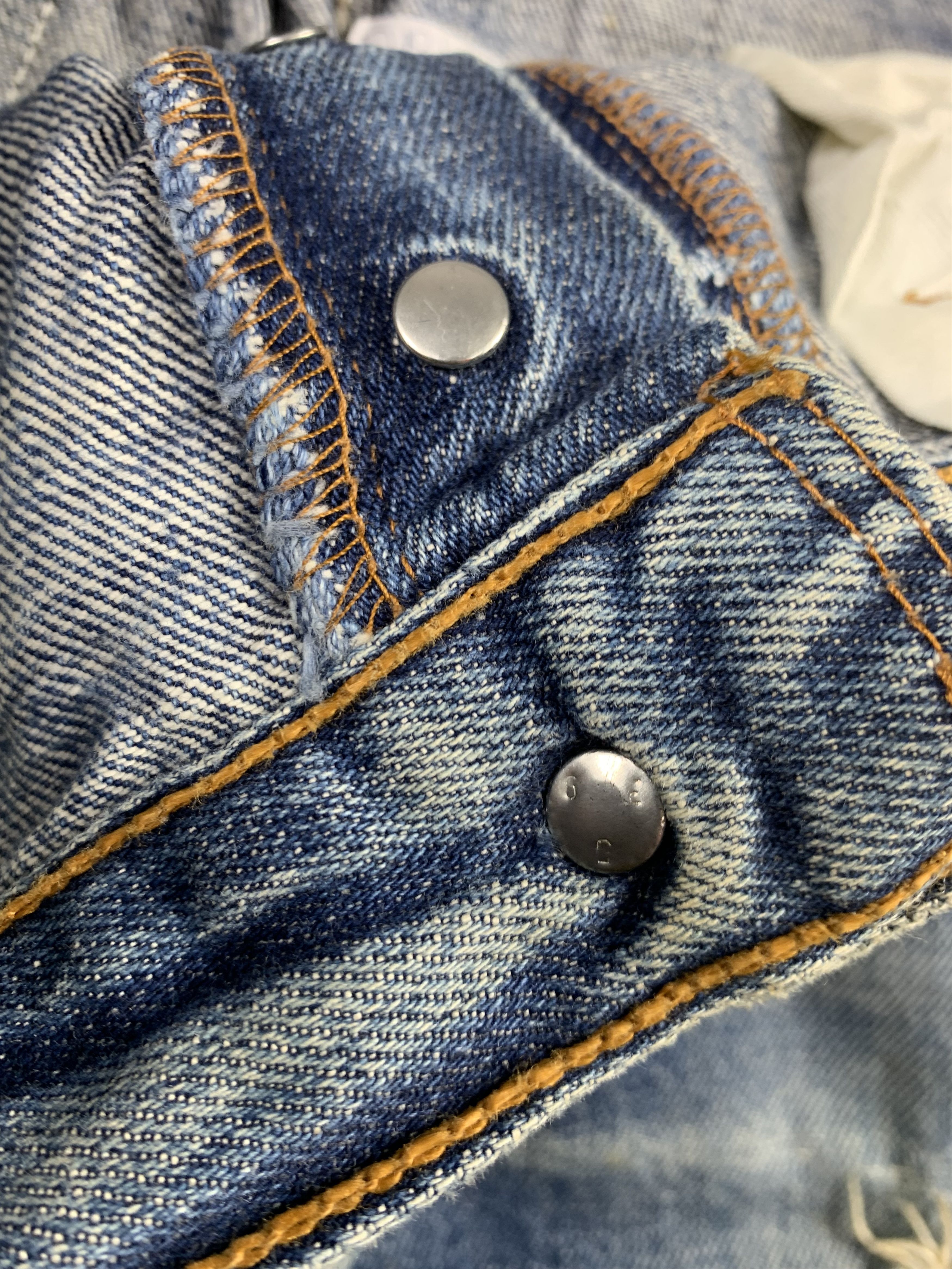 Levi's × Vintage Vintage 90s Levis 501 Faded Blue Jeans Size US 32 / EU 48 - 10 Thumbnail