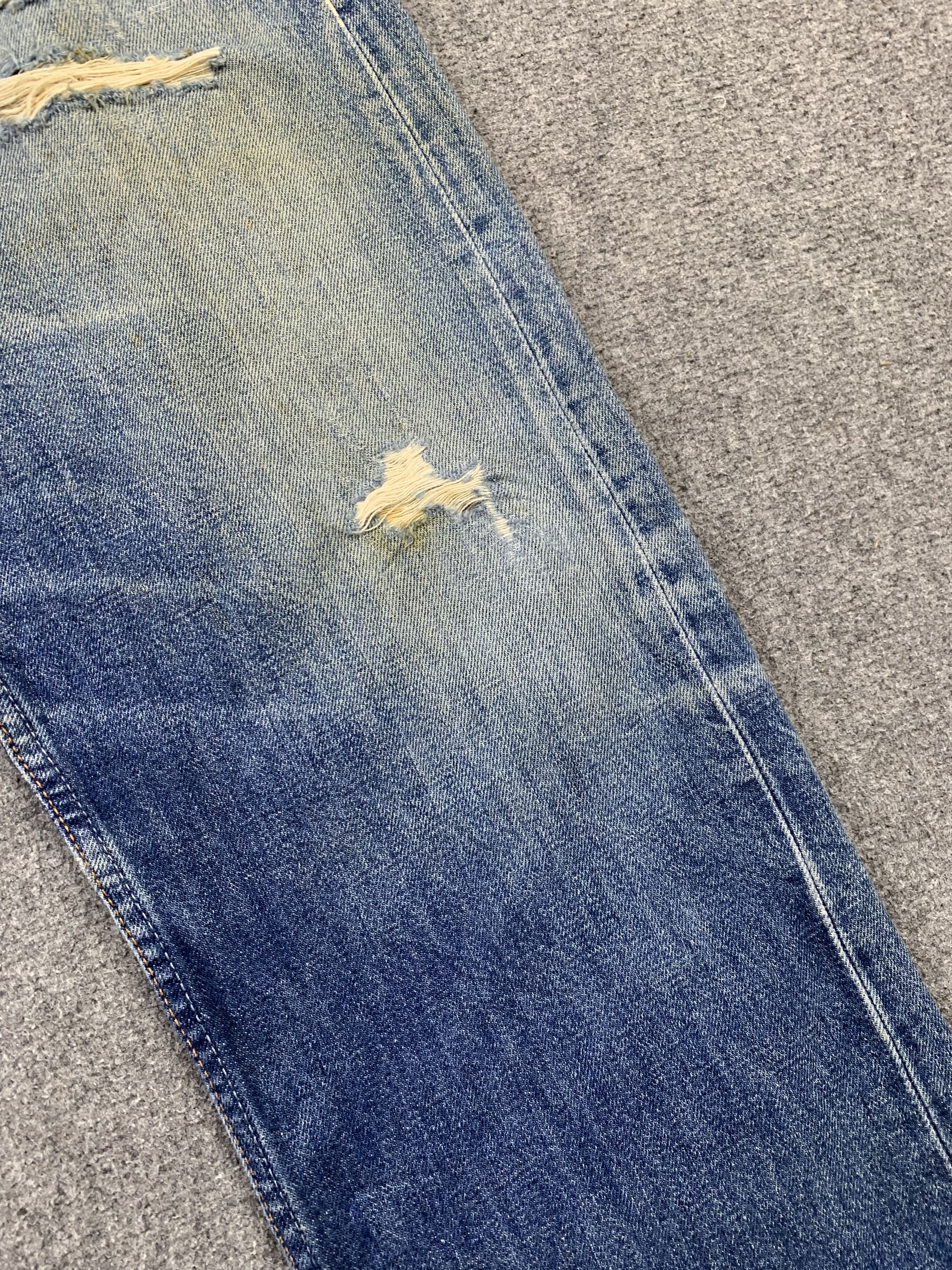 Levi's × Vintage Vintage 90s Levis 501 Faded Blue Jeans Size US 32 / EU 48 - 15 Thumbnail