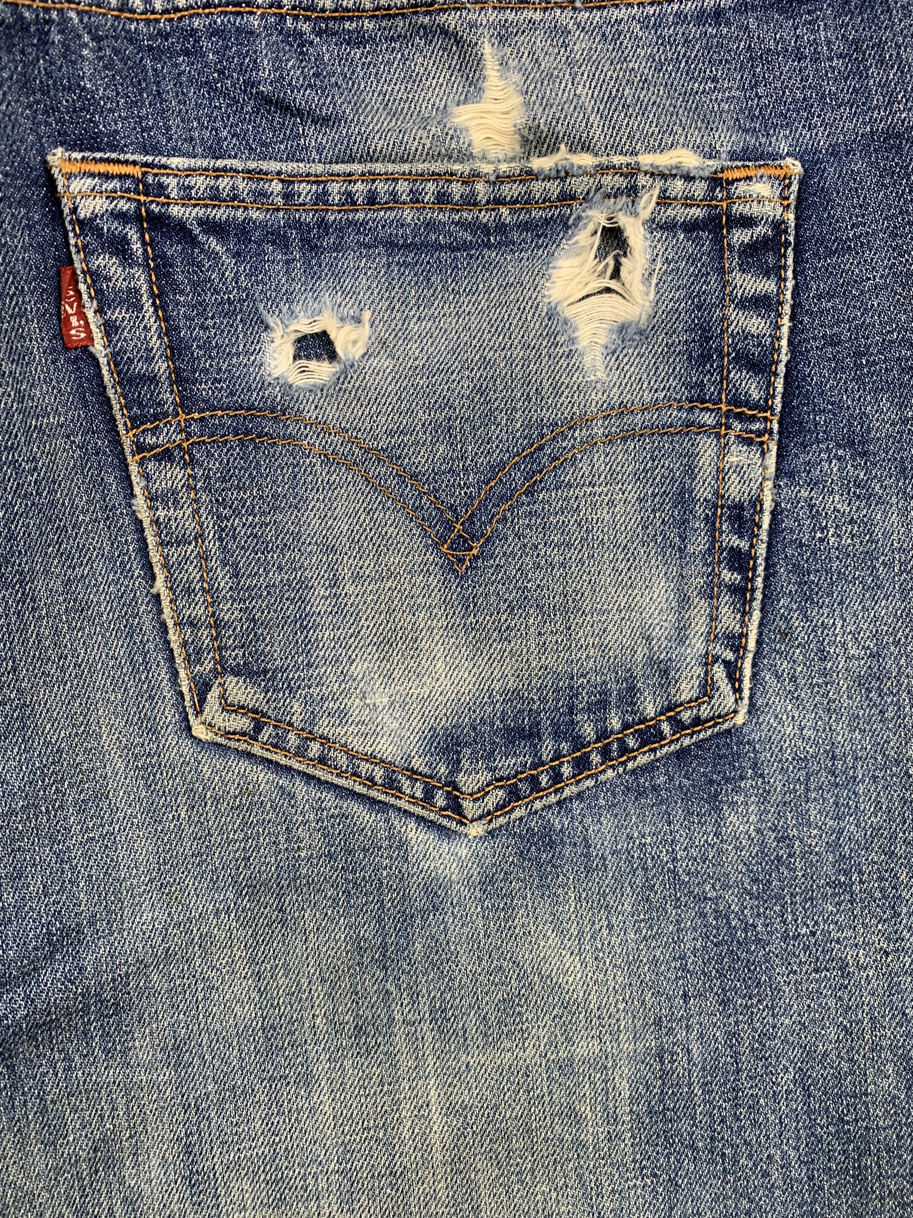 Levi's × Vintage Vintage 90s Levis 501 Faded Blue Jeans Size US 32 / EU 48 - 21 Thumbnail