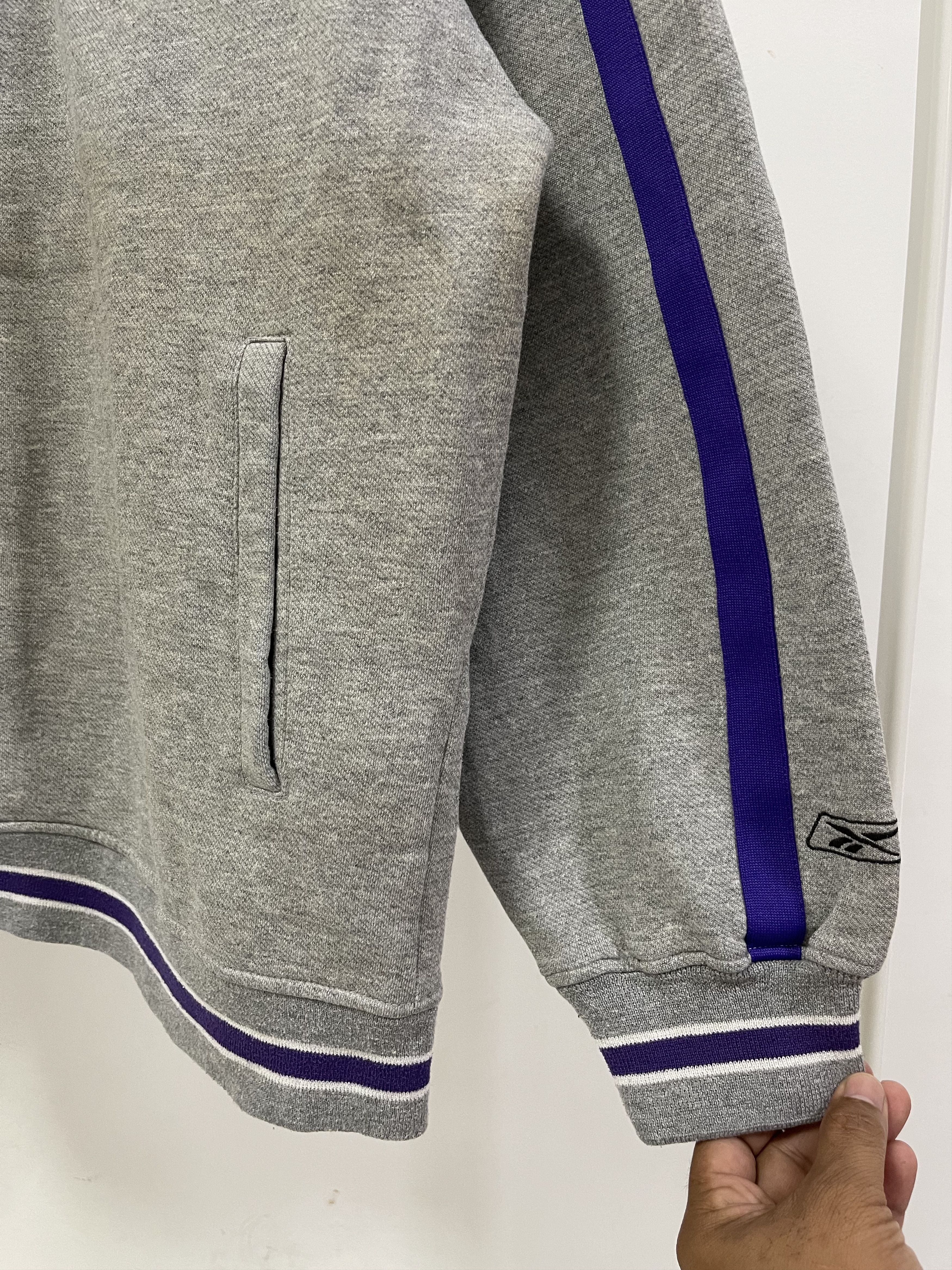 NBA Vintage Los Angelas Lakers NBA Stain Varsity Jacket Size US XL / EU 56 / 4 - 3 Thumbnail