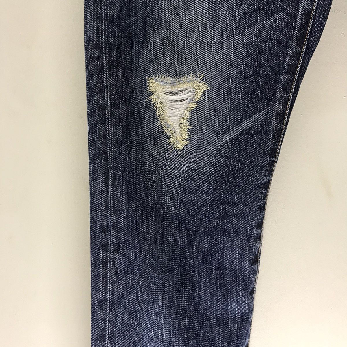 Issey Miyake Issey Miyake Sunao Kuwahara Distressed Denim Buckle Size US 32 / EU 48 - 7 Thumbnail