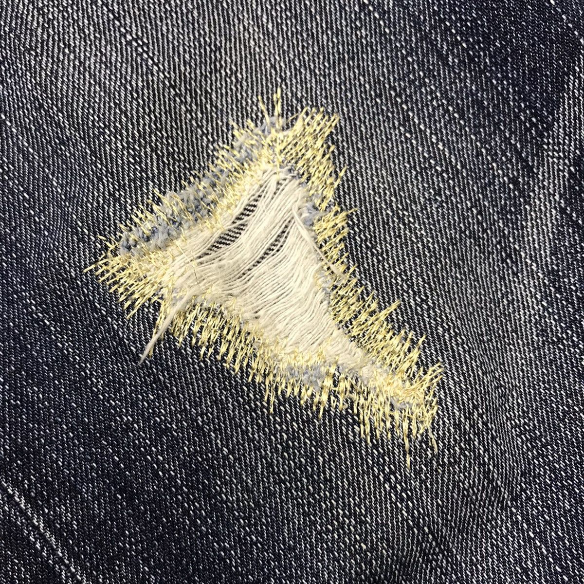 Issey Miyake Issey Miyake Sunao Kuwahara Distressed Denim Buckle Size US 32 / EU 48 - 24 Thumbnail