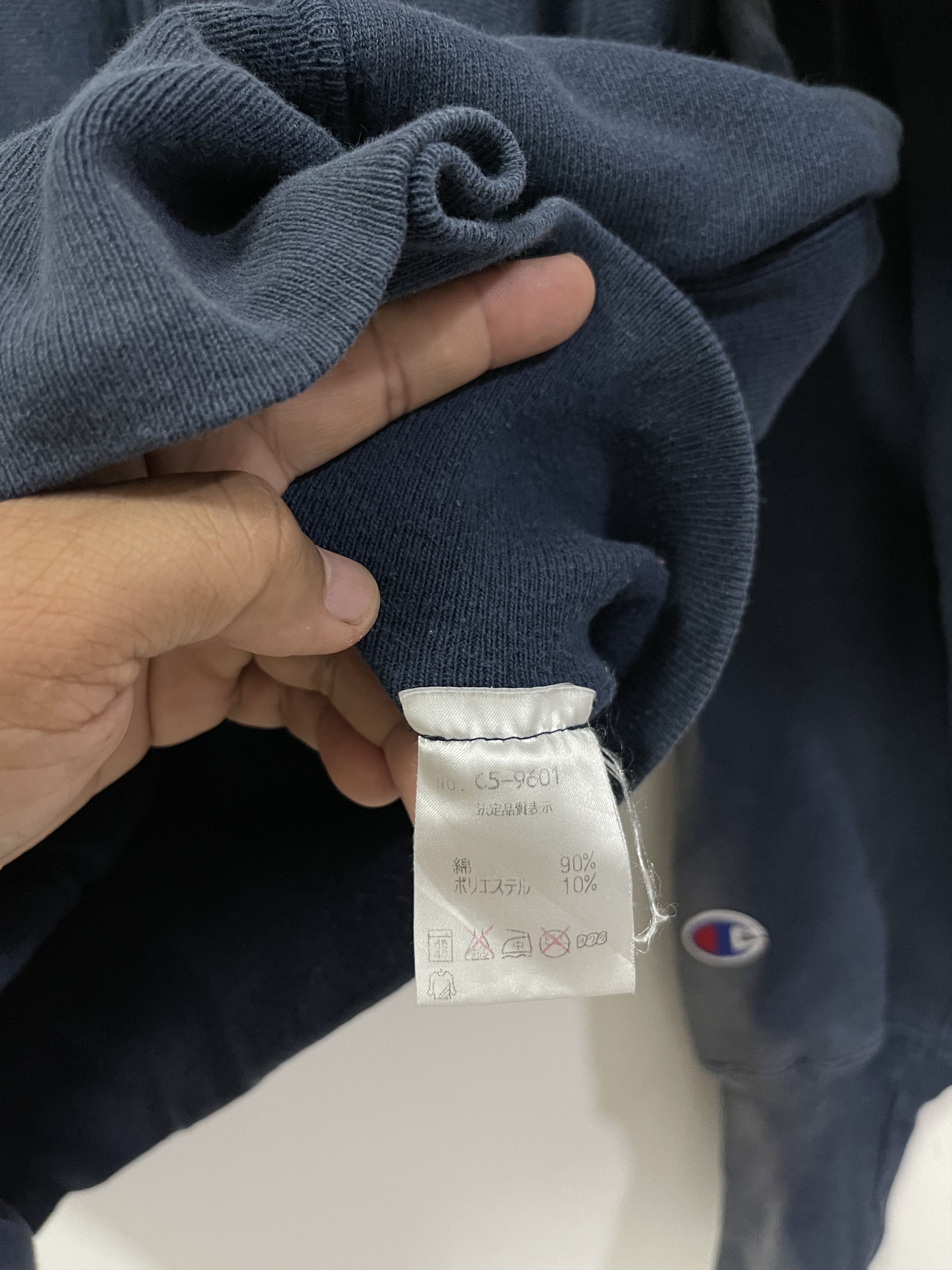 Champion 90s Champion Reverse Weave Boxy Bleached Button Down Size US L / EU 52-54 / 3 - 13 Thumbnail