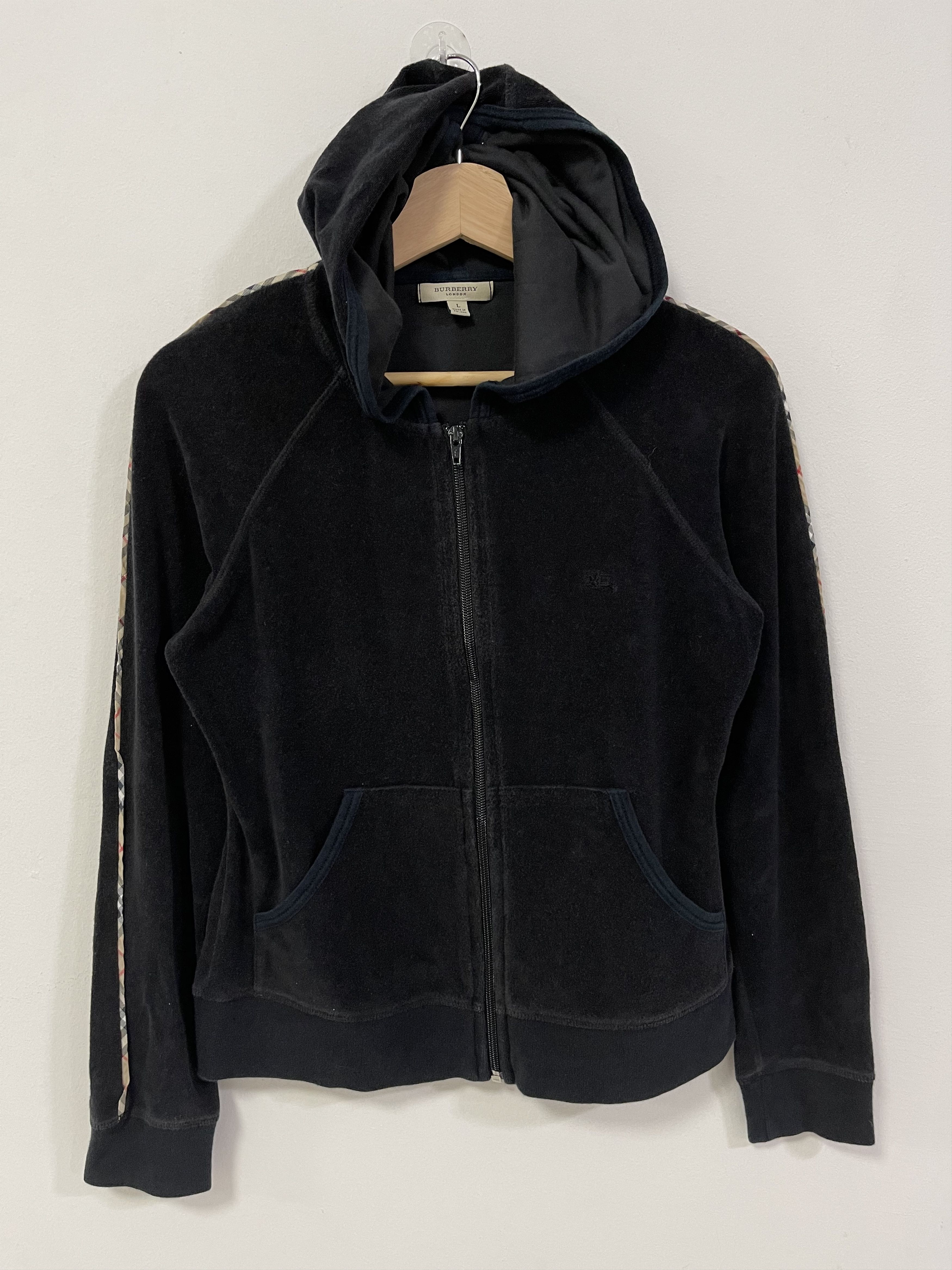 Burberry Burberry London Zip Up Hoodie Size M / US 6-8 / IT 42-44 - 1 Thumbnail