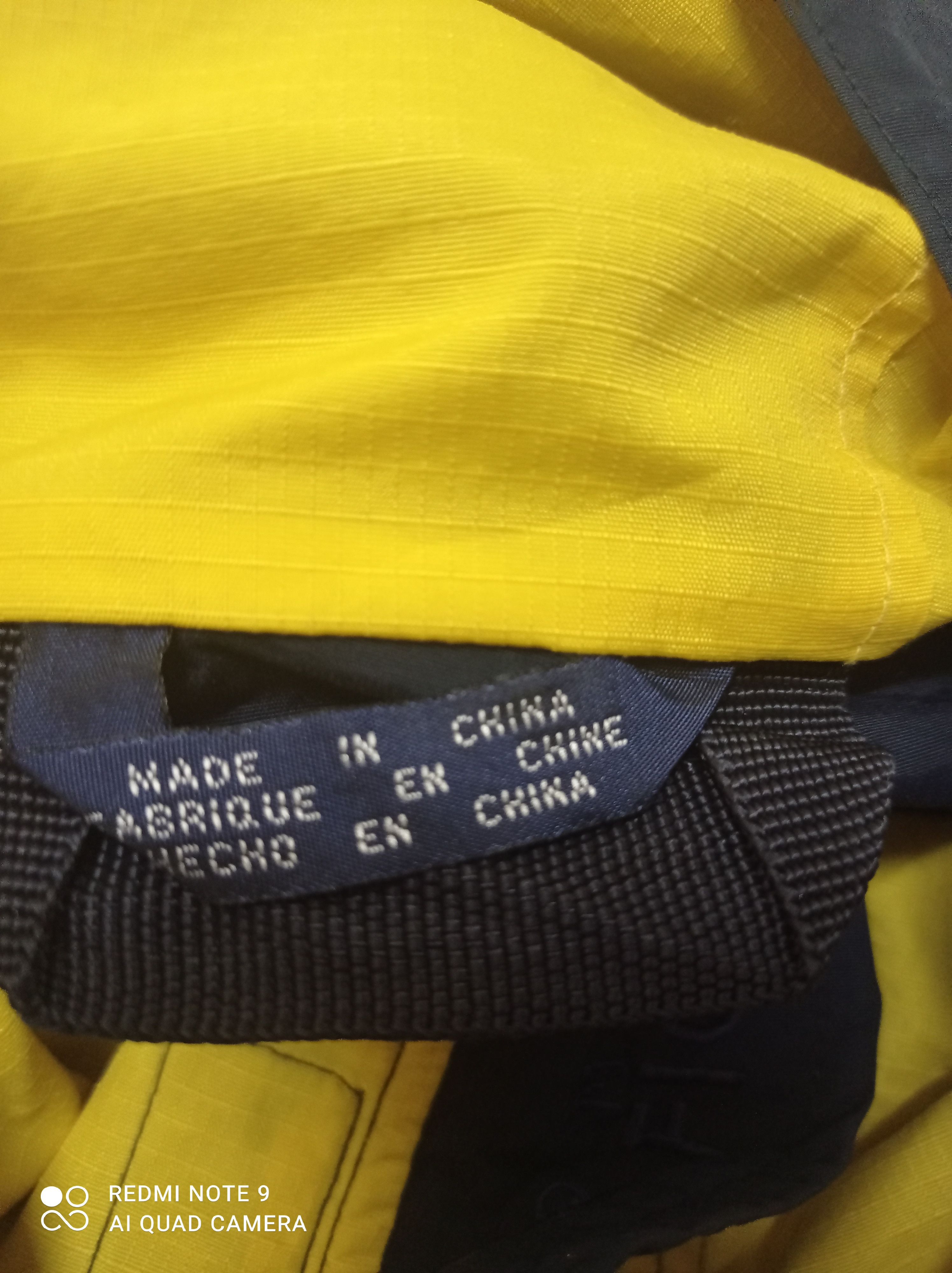 Tommy Hilfiger Vintage 90's Tommy Hilfiger Sailing Gear Jacket Flip Bag Size US XL / EU 56 / 4 - 24 Thumbnail