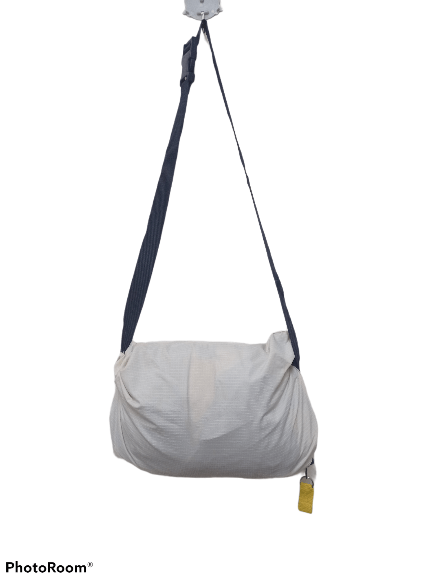 Tommy Hilfiger Vintage 90's Tommy Hilfiger Sailing Gear Jacket Flip Bag Size US XL / EU 56 / 4 - 25 Thumbnail