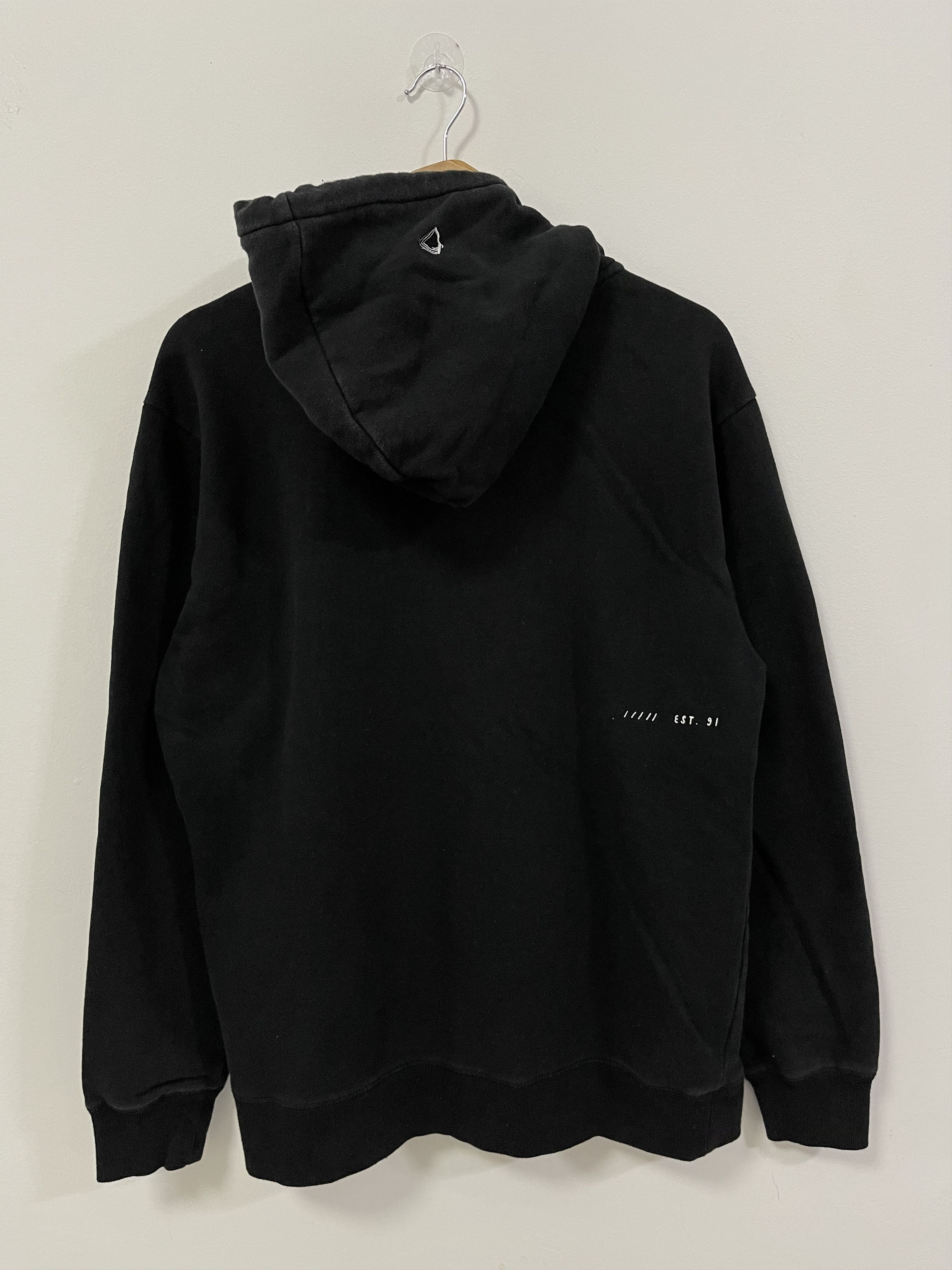 Vintage Vintage 1991 Volcom Center Logo Embroidered Skater Hoodie Size US S / EU 44-46 / 1 - 5 Thumbnail