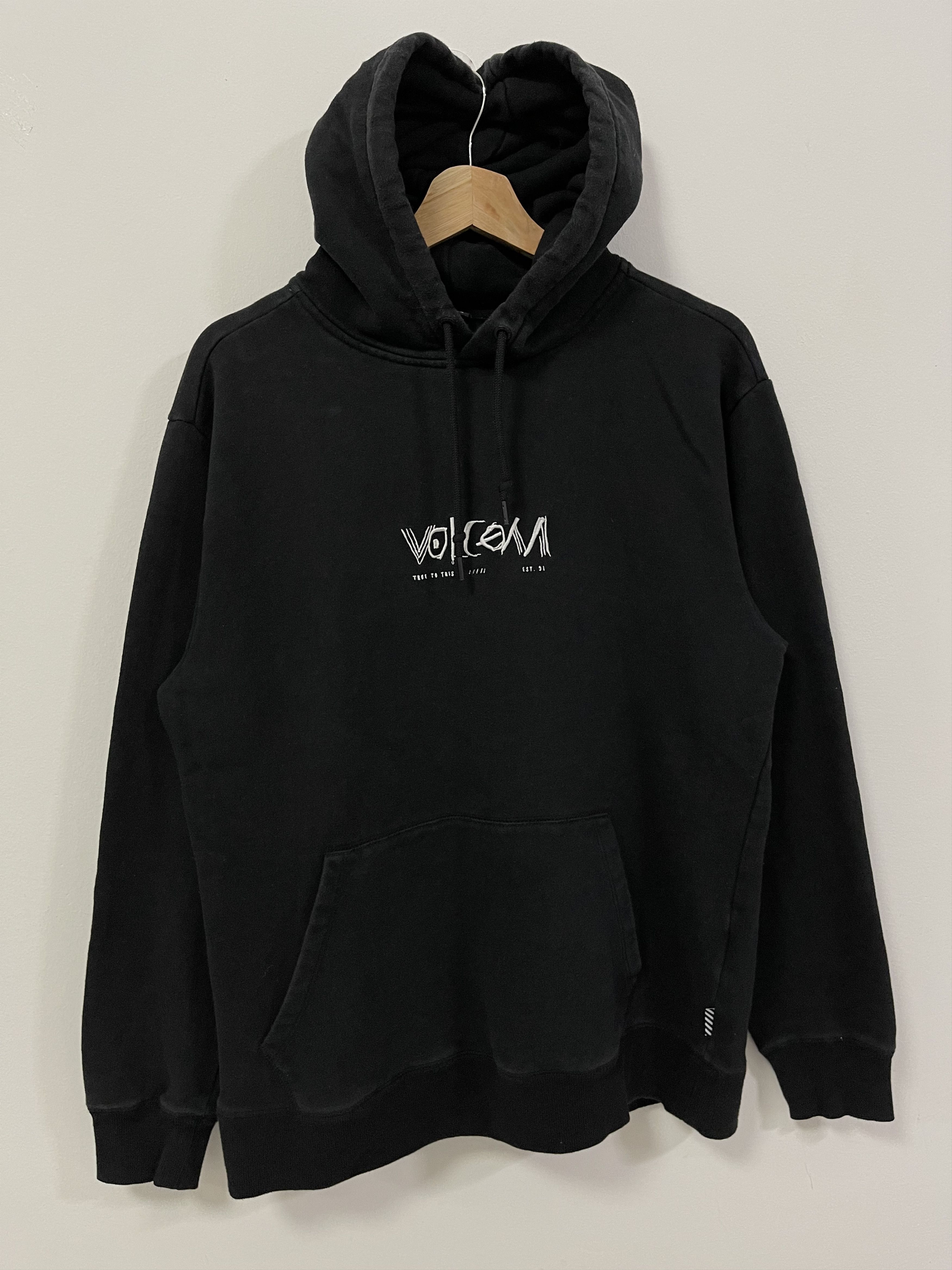 Vintage Vintage 1991 Volcom Center Logo Embroidered Skater Hoodie | Grailed