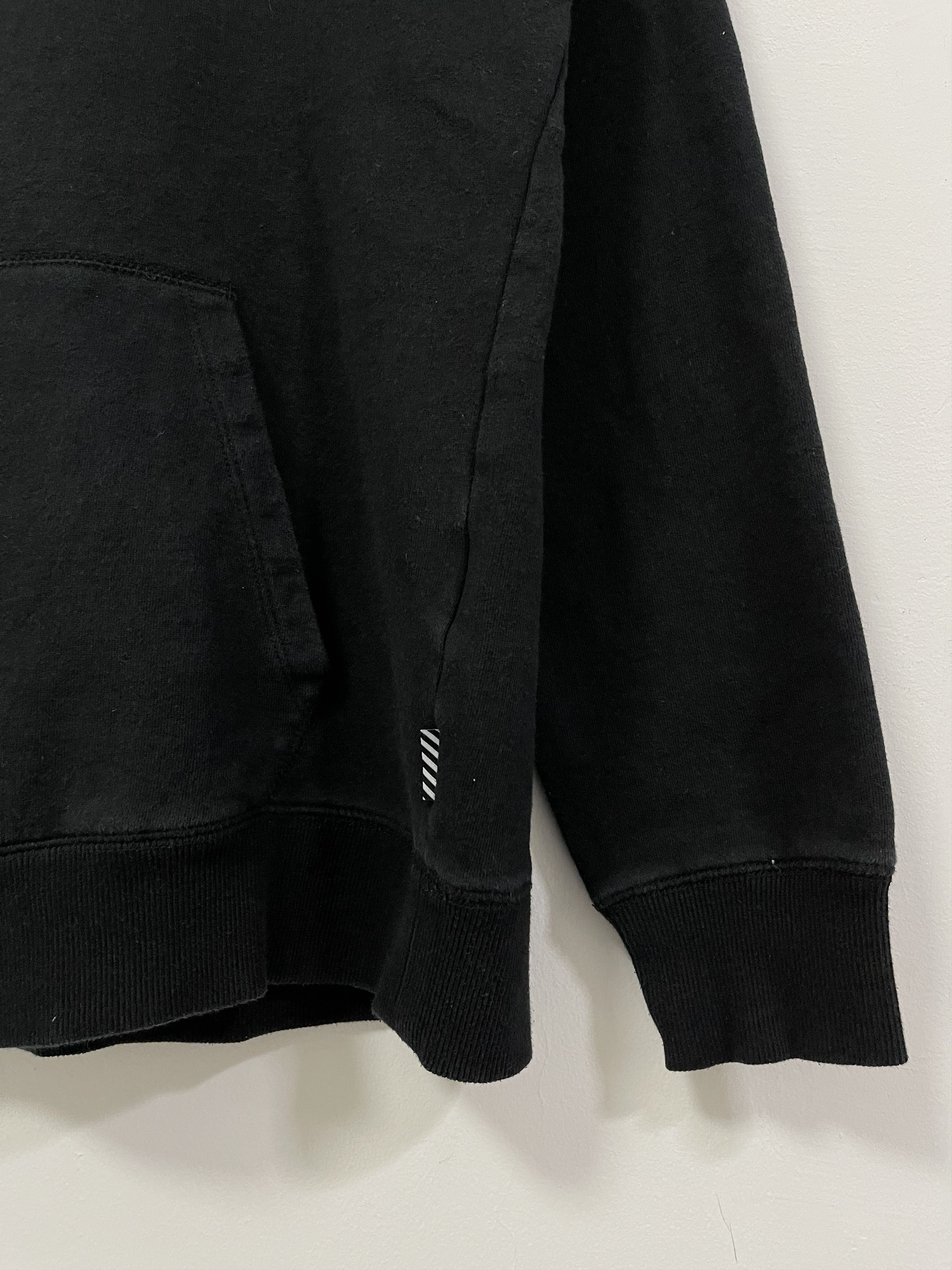Vintage Vintage 1991 Volcom Center Logo Embroidered Skater Hoodie Size US S / EU 44-46 / 1 - 3 Thumbnail