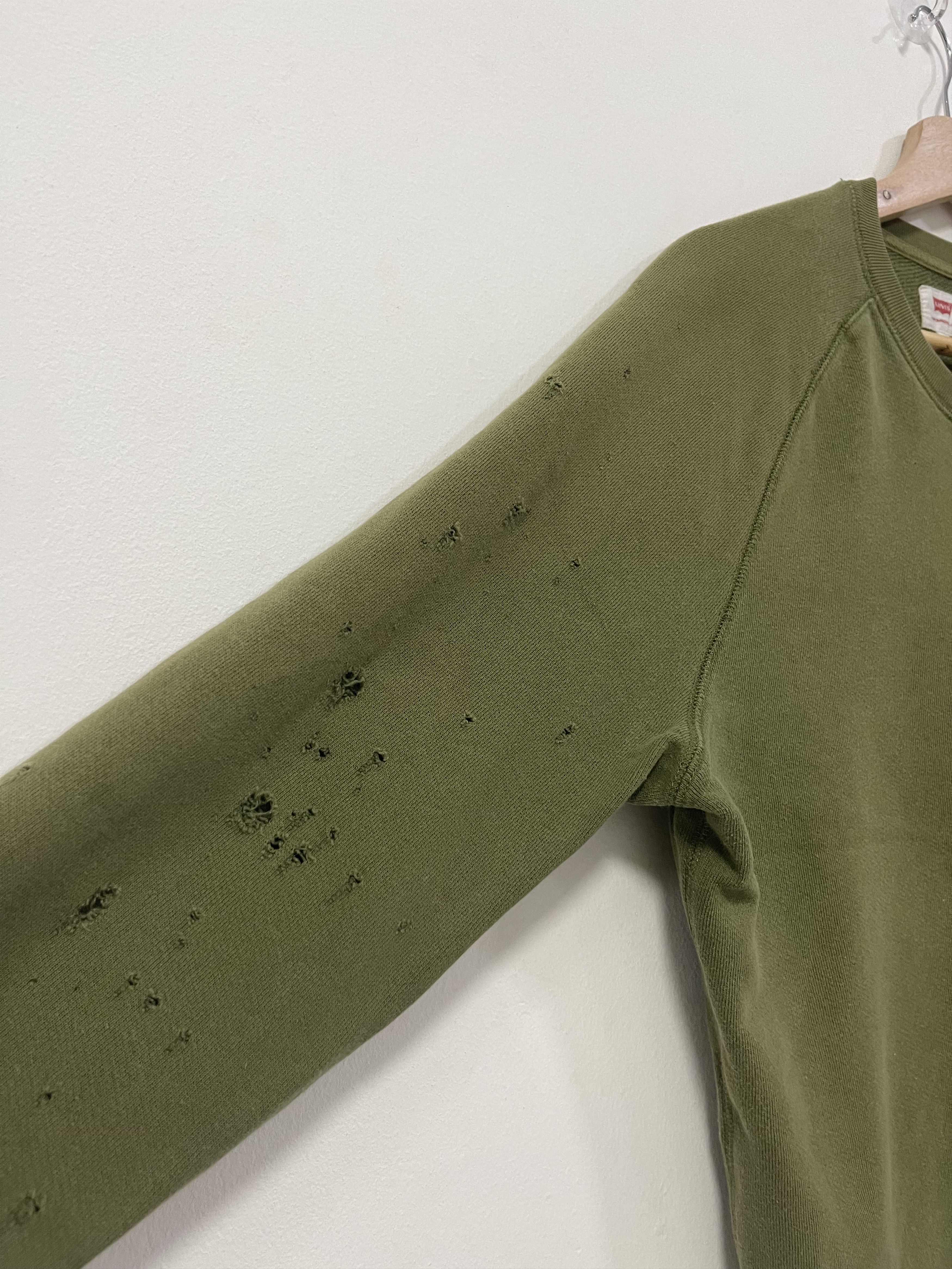 Levi's × Levi's Vintage Clothing × Vintage Vintage Levis Blank Ripped Army Green Distressed Sweatshirt Size US S / EU 44-46 / 1 - 6 Thumbnail