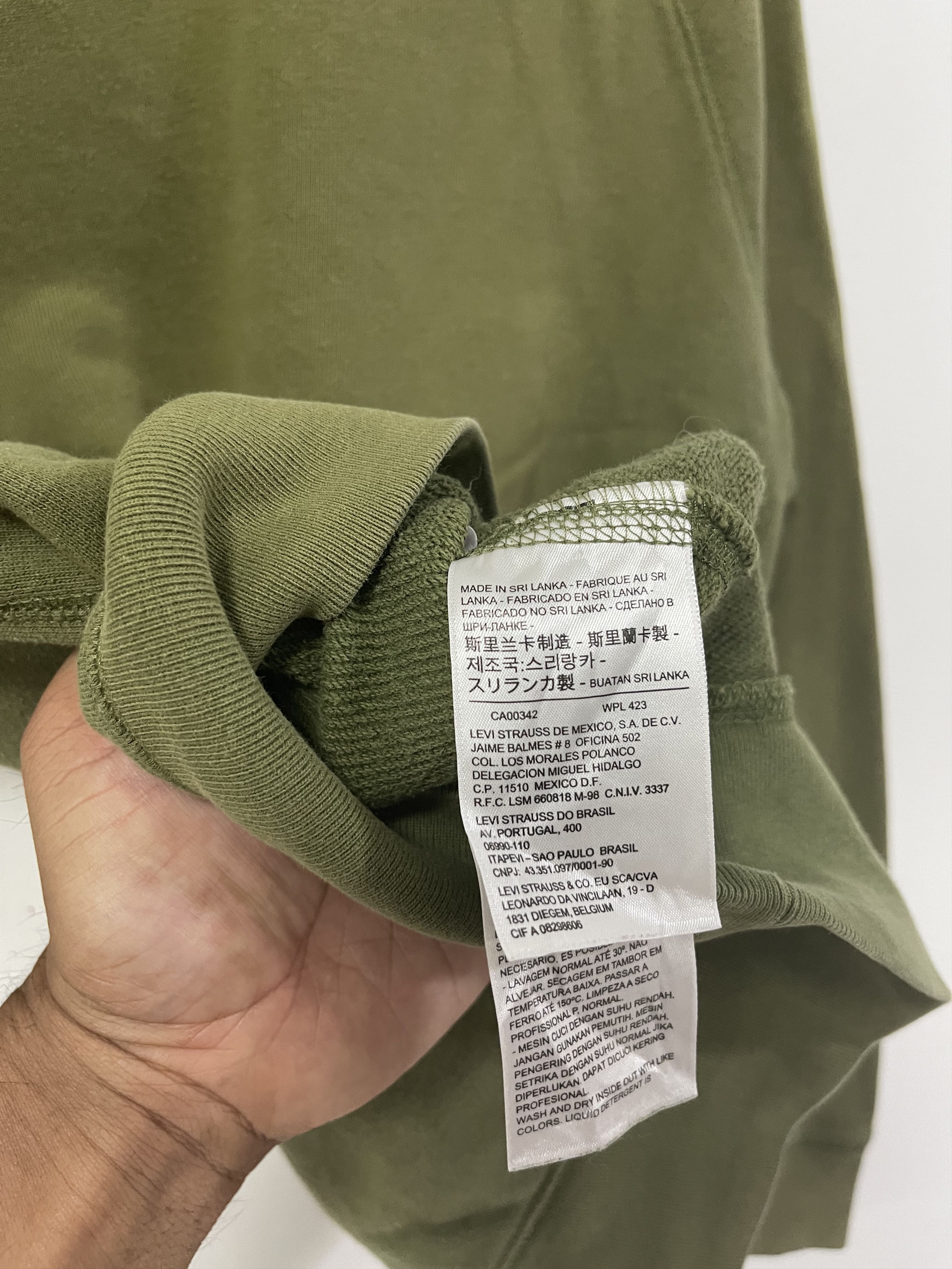 Levi's × Levi's Vintage Clothing × Vintage Vintage Levis Blank Ripped Army Green Distressed Sweatshirt Size US S / EU 44-46 / 1 - 10 Thumbnail