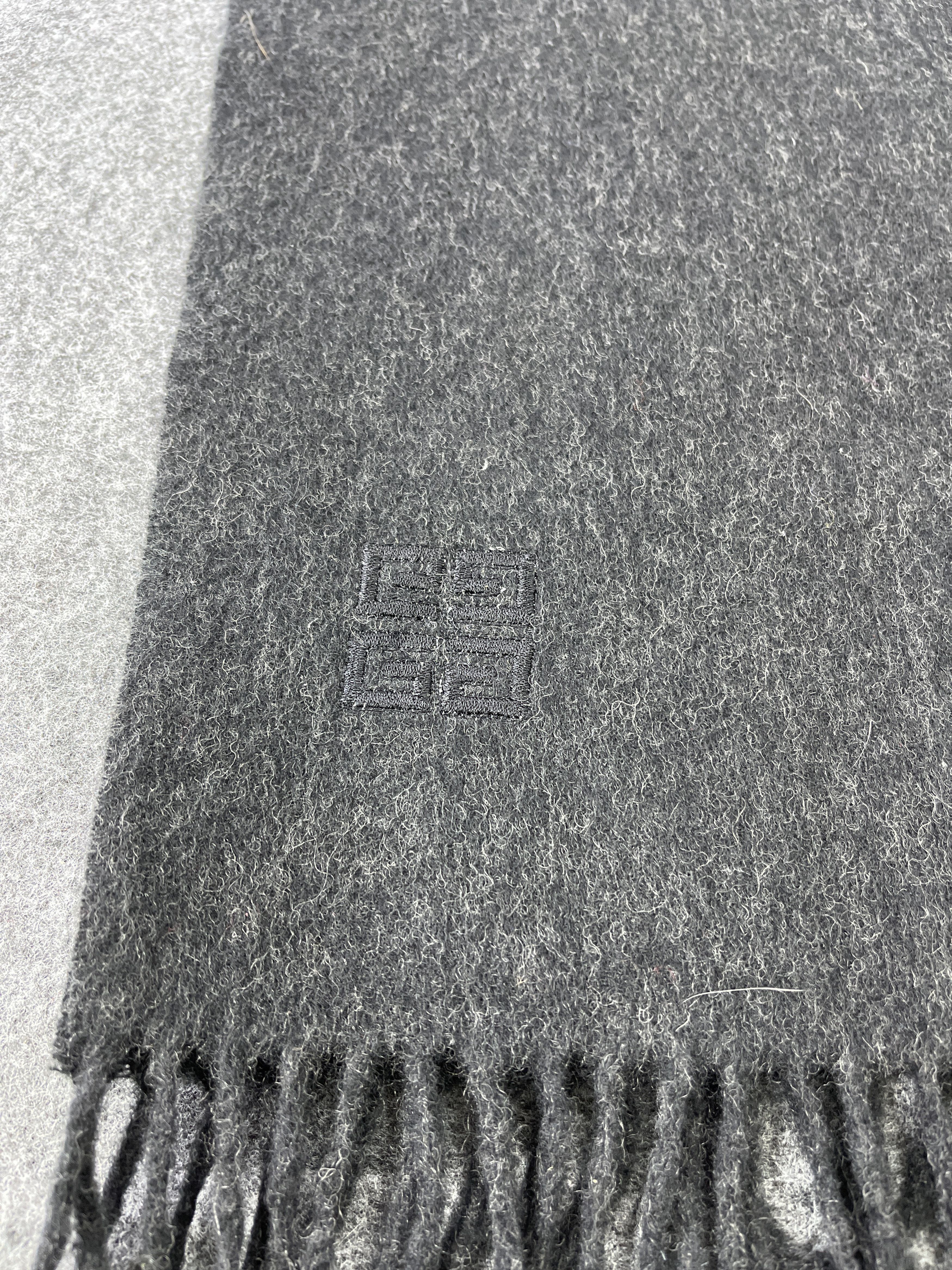 Vintage GIVENCHY PARIS SCARVES / MUFFLER / NECKWEAR T110 Size ONE SIZE - 5 Thumbnail