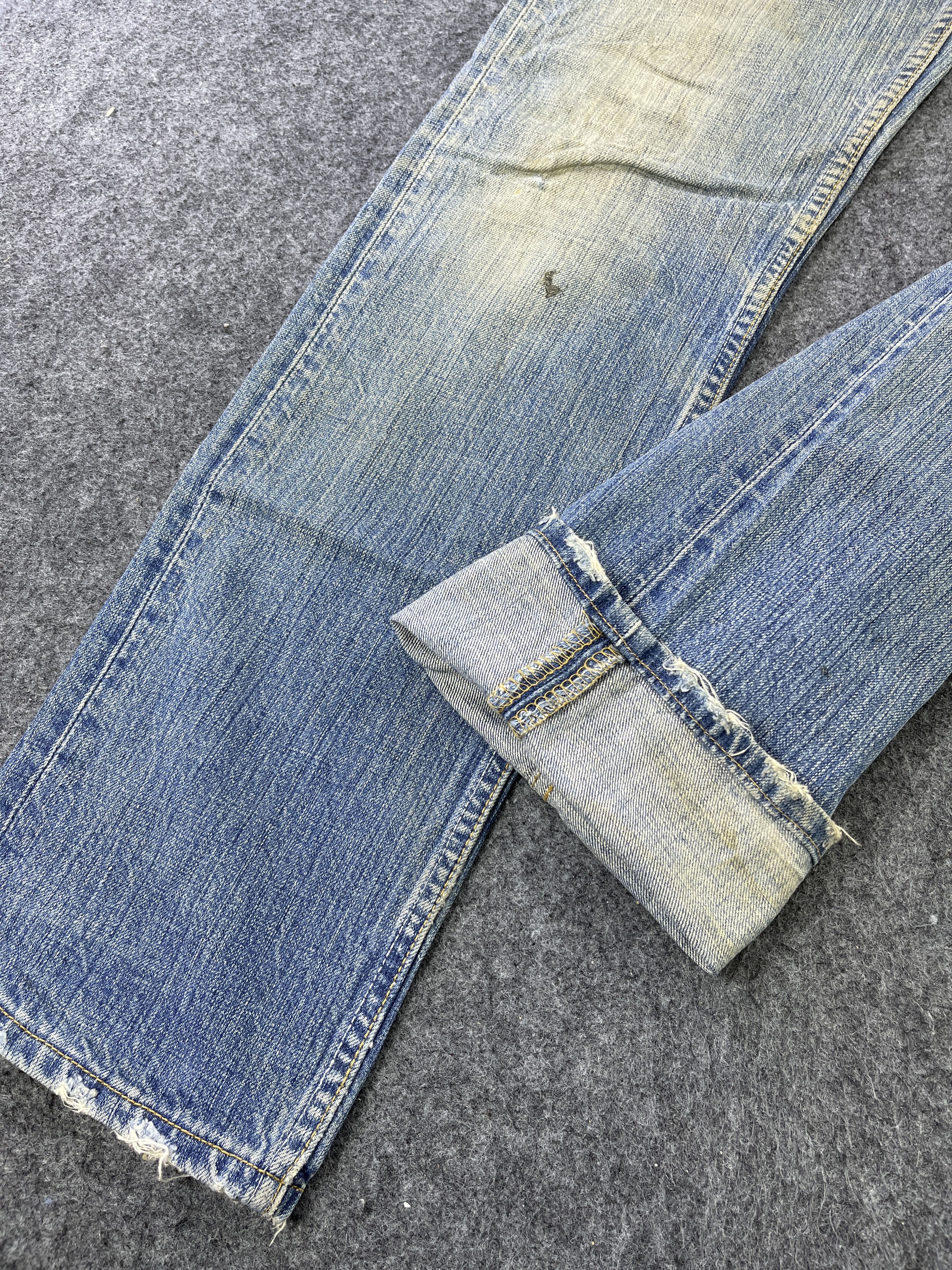 Levi's × Vintage Vintage Levis 501 Distressed Jeans - J816 Size US 32 / EU 48 - 6 Thumbnail