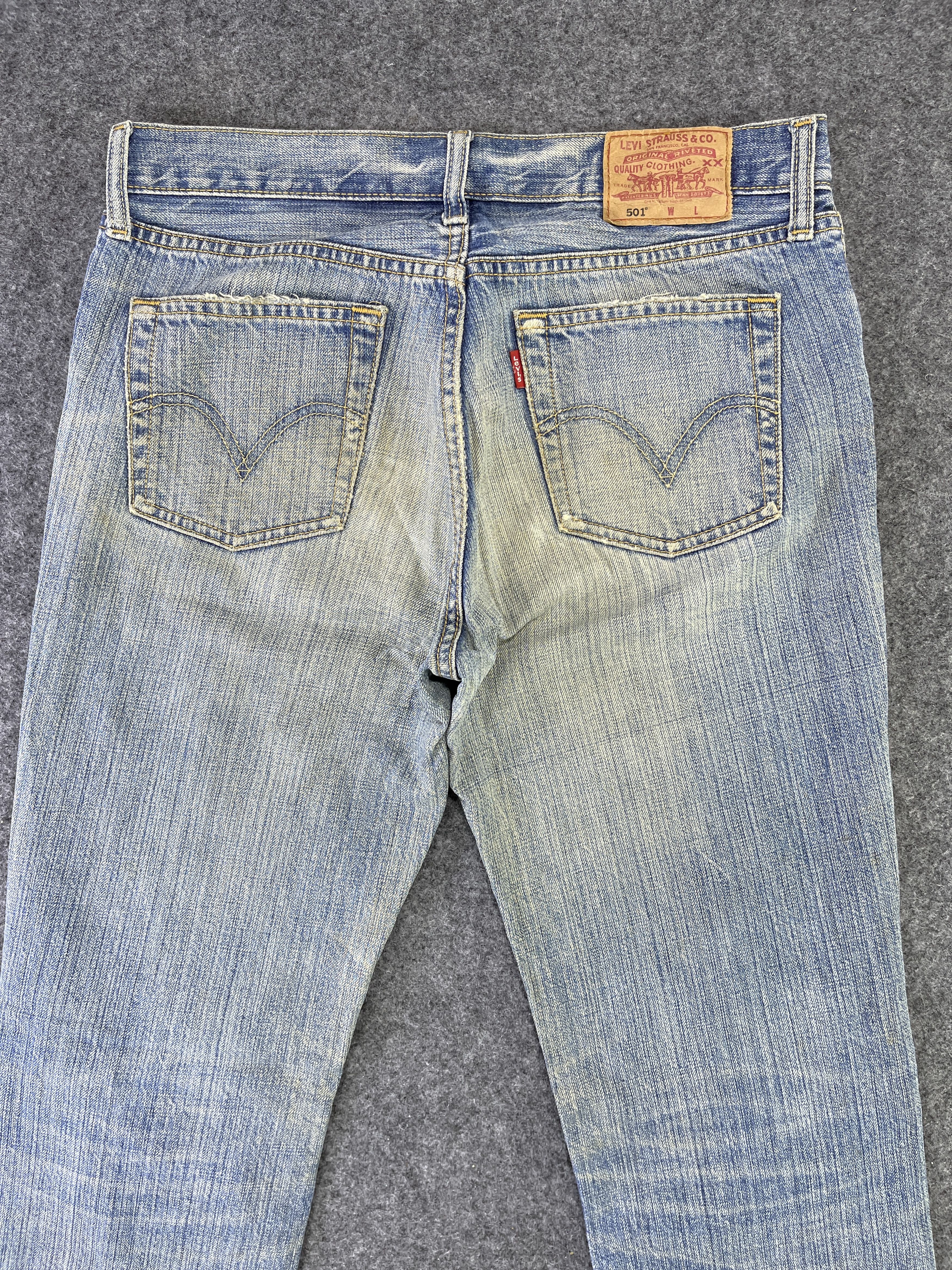 Levi's × Vintage Vintage Levis 501 Distressed Jeans - J816 Size US 32 / EU 48 - 4 Thumbnail