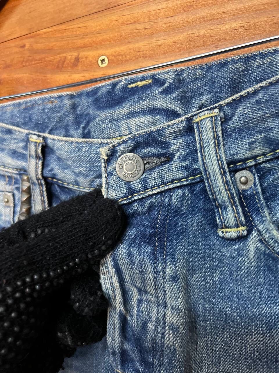 Hysteric Glamour VINTAGE DISTRESS HYSTERIC GLAMOUR DENIM SELVEDGE SIZE 30 Size US 30 / EU 46 - 6 Thumbnail