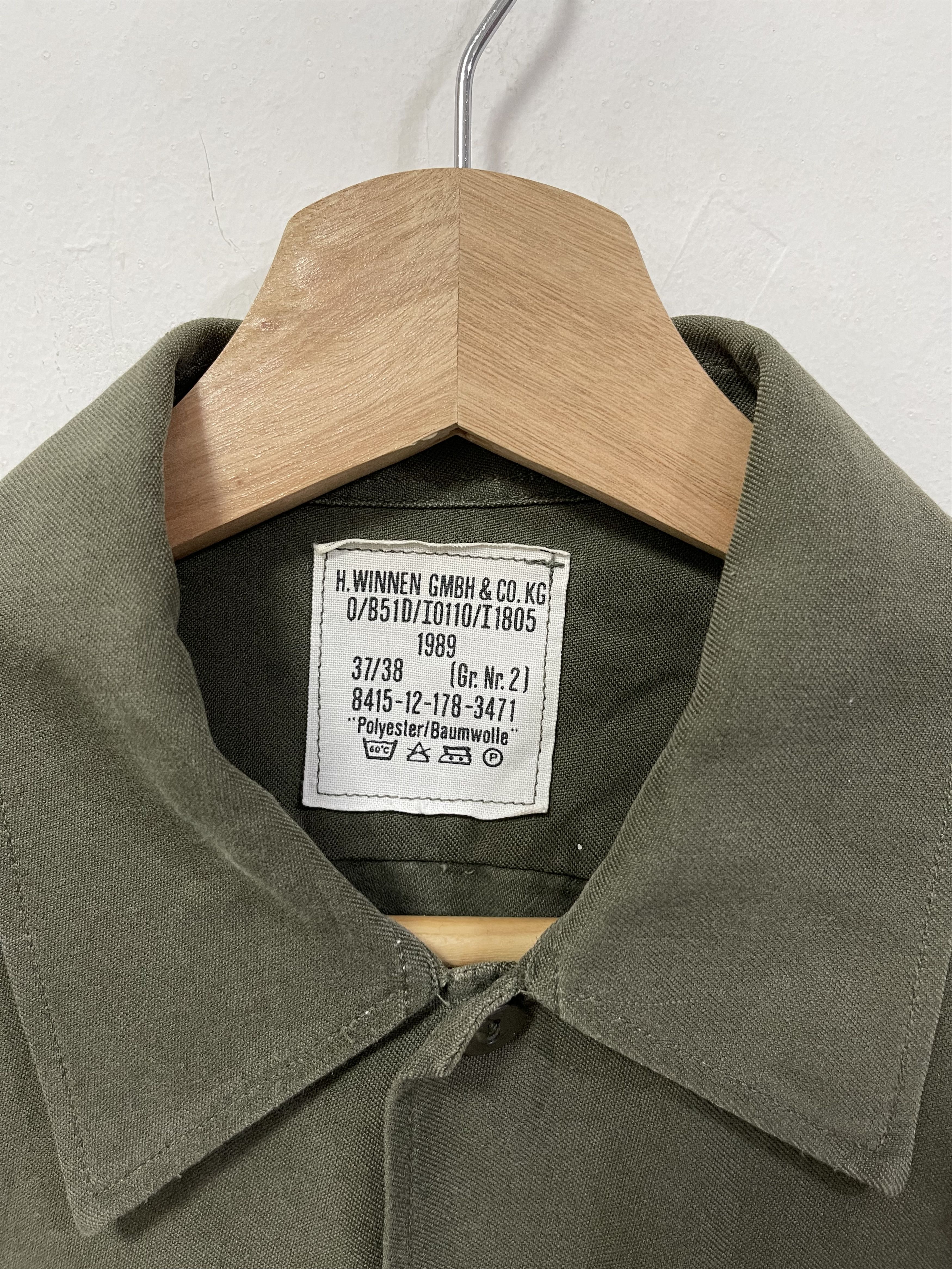 Vintage Vintage 1989 Germany Army Military Button Up Shirt Size US S / EU 44-46 / 1 - 10 Thumbnail