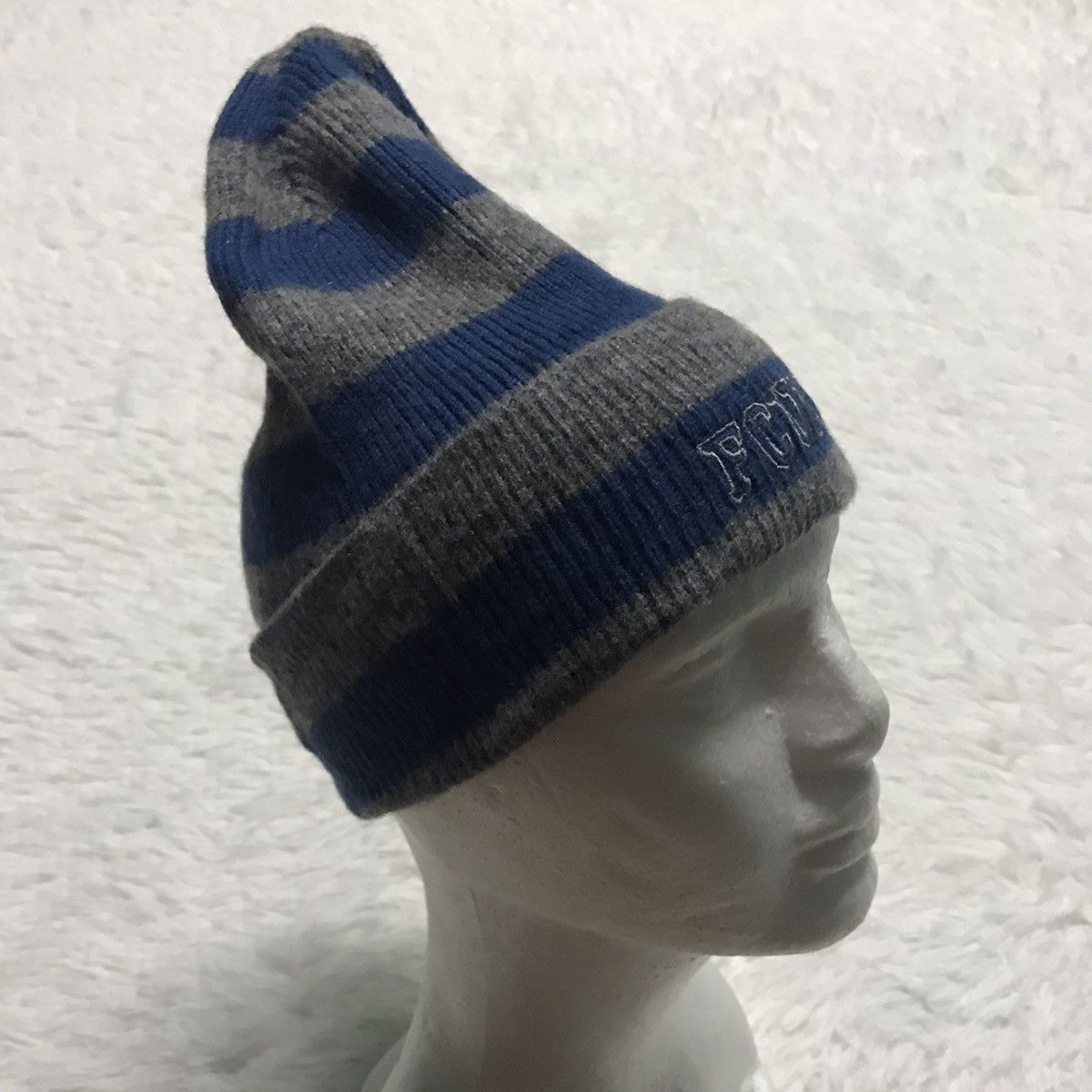 FCUK × French Connection FCUK word wool beanie/snow cap made in UK Size ONE SIZE - 3 Thumbnail
