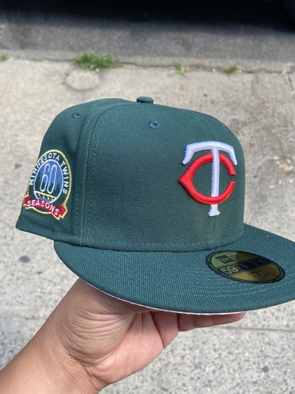 Hat Club × MLB × New Era 7 1/2 Minnesota Twins Green Eggs and Ham UV Pink New Era Size ONE SIZE - 1 Thumbnail