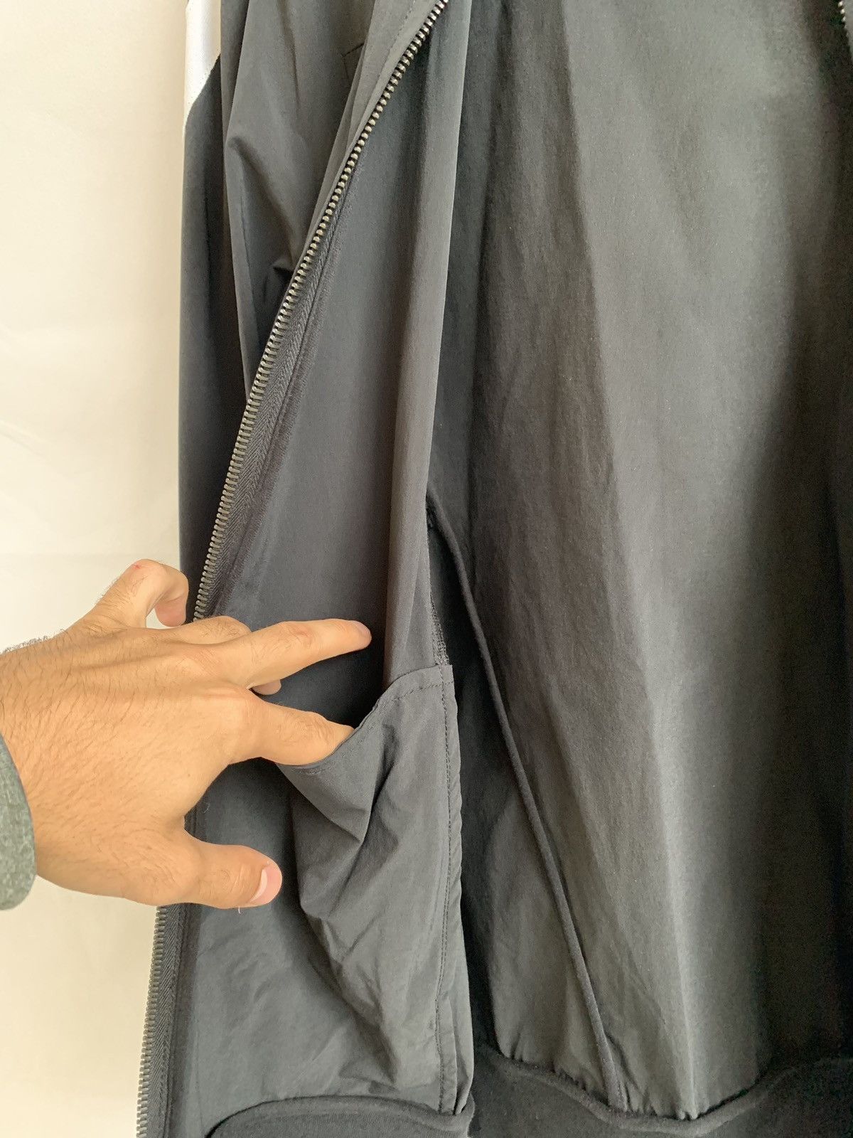 11 By Boris Bidjan Saberi SS19 F-1338 Bomber in Black Size US M / EU 48-50 / 2 - 6 Thumbnail